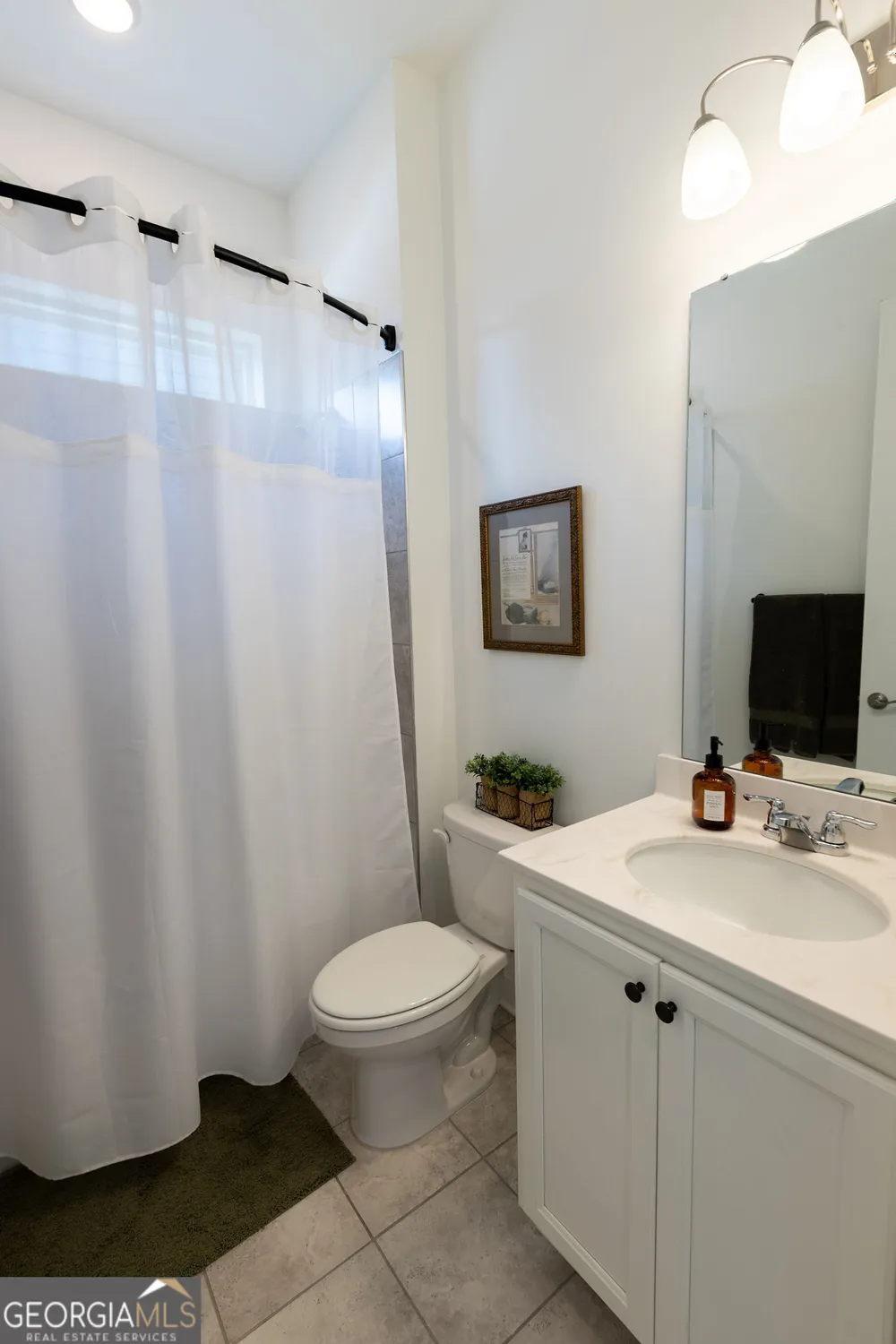 Property Slideshow image 15 of 18 | 6821 bungalow rd, Flowery Branch, GA, 30542