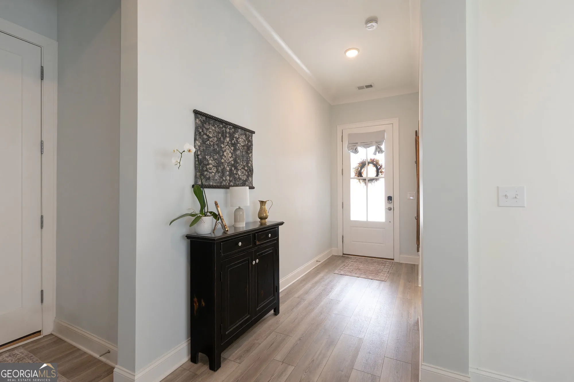 Property Slideshow image 3 of 18 | 6821 bungalow rd, Flowery Branch, GA, 30542