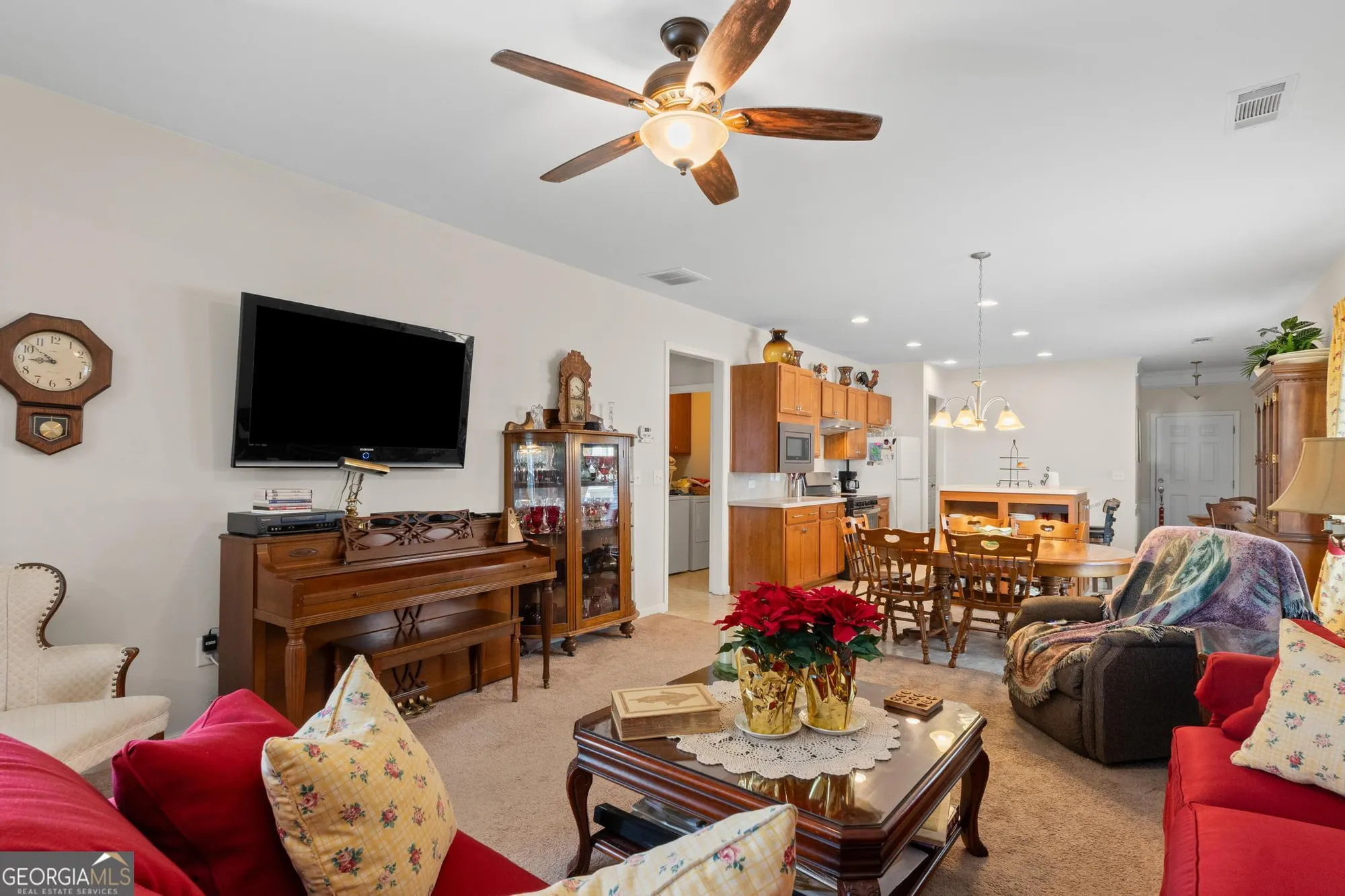 Property Slideshow image 4 of 32 | 555 beautyberry dr, Griffin, GA, 30223