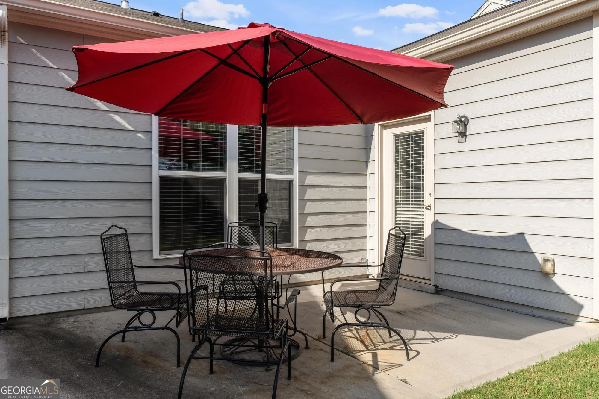 Property Slideshow image 27 of 32 | 555 beautyberry dr, Griffin, GA, 30223