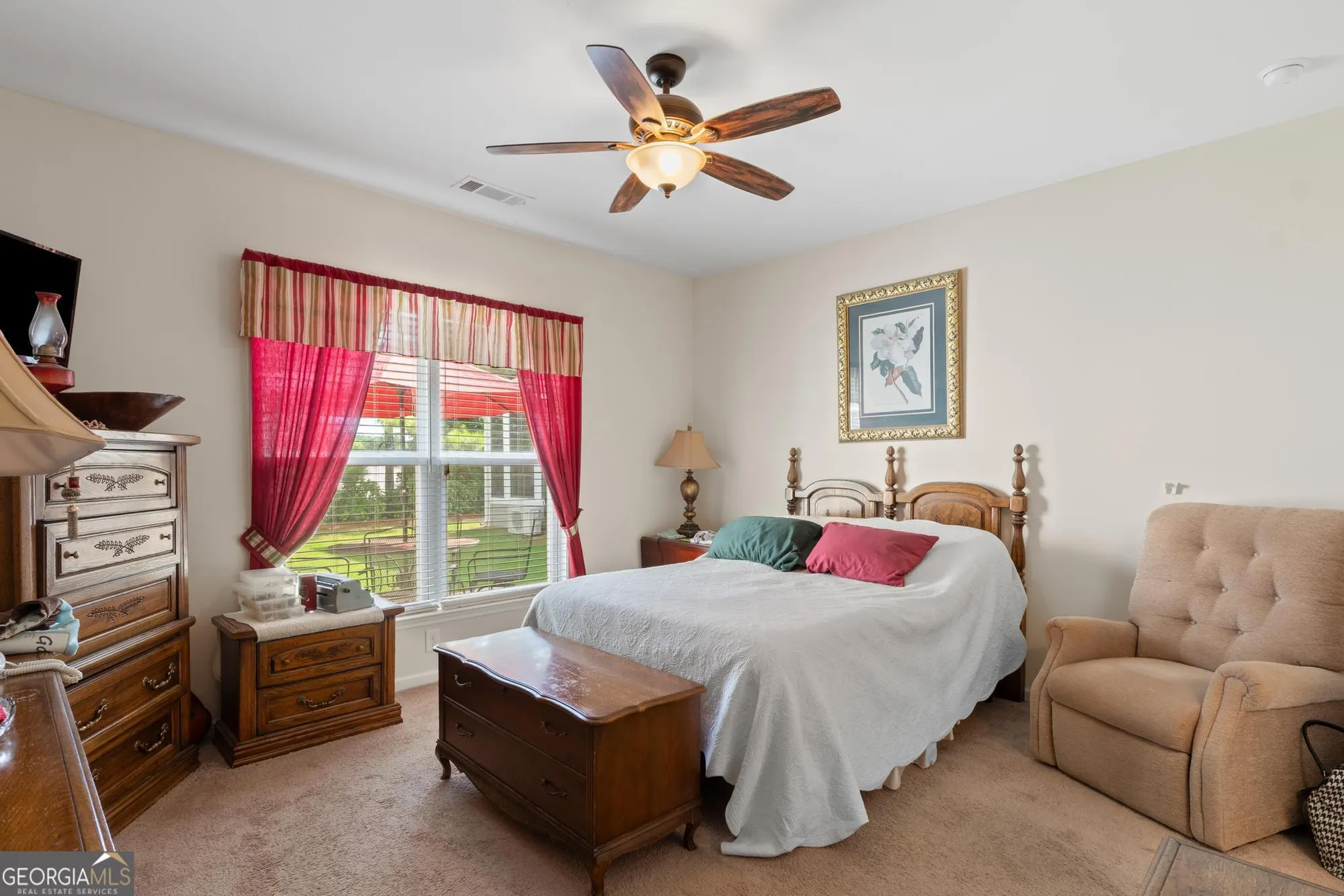 Property Slideshow image 17 of 32 | 555 beautyberry dr, Griffin, GA, 30223