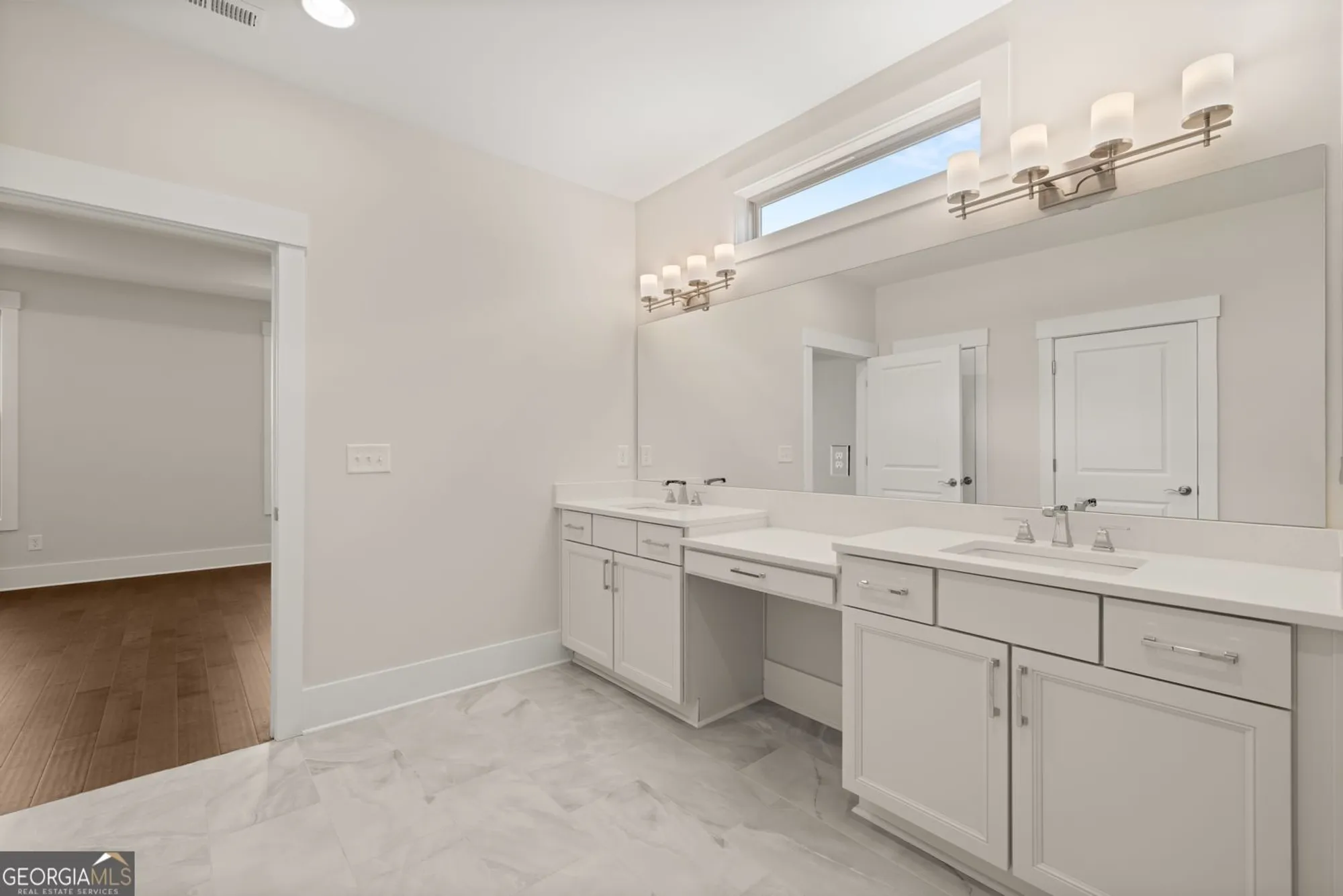 Property Slideshow image 29 of 42 | 1619 tielman way, Snellville, GA, 30078