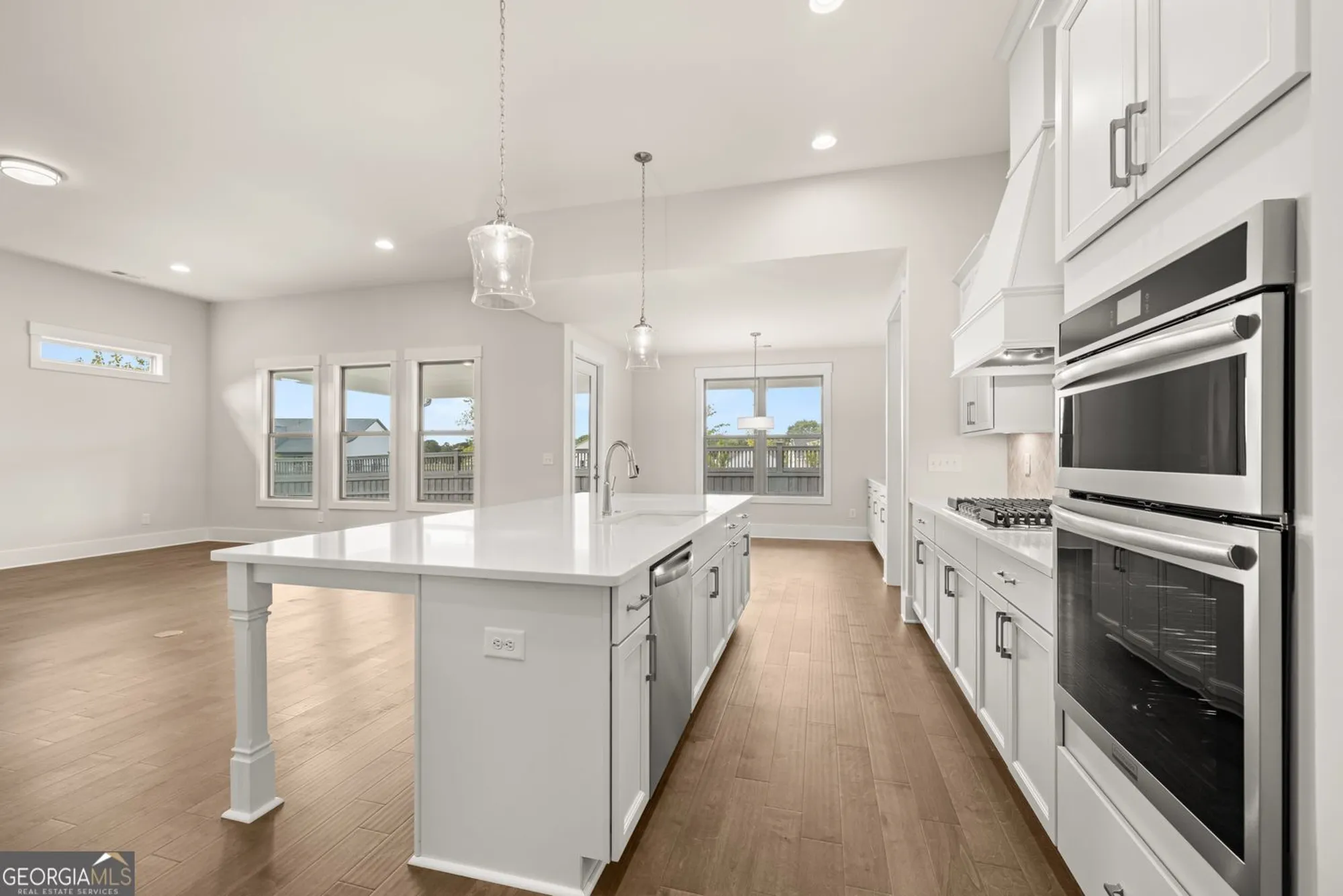 Property Slideshow image 12 of 42 | 1619 tielman way, Snellville, GA, 30078