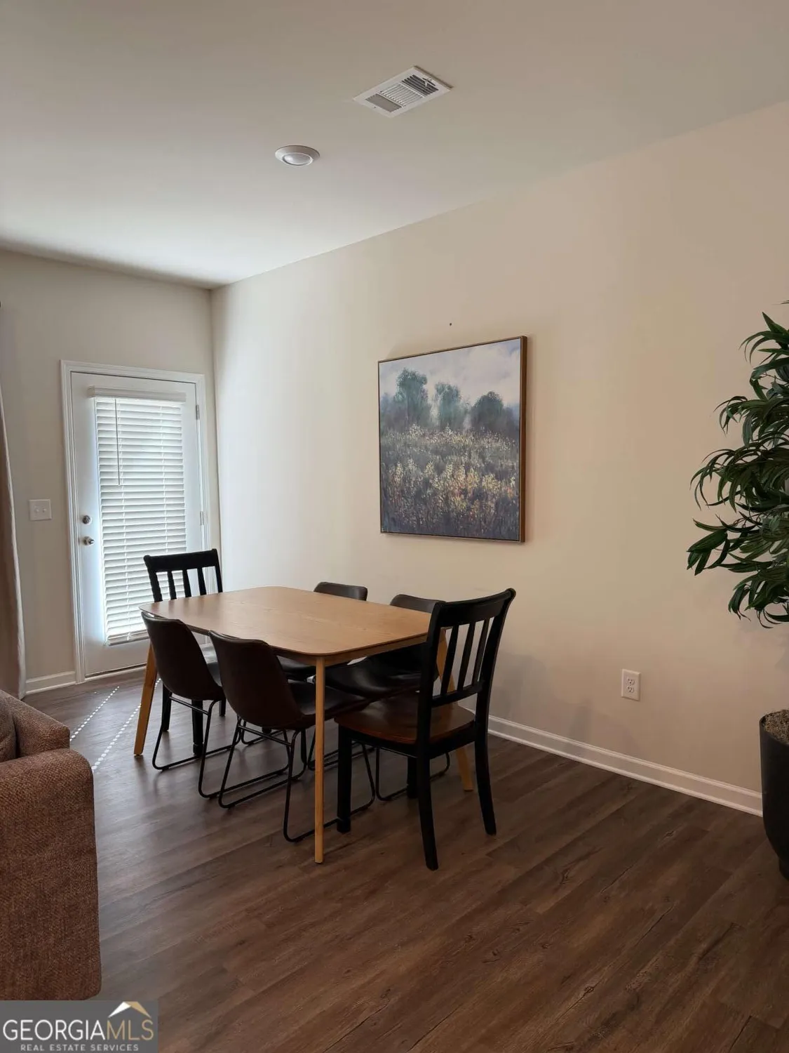 Property Slideshow image 21 of 34 | 17 cedar hill dr, Dallas, GA, 30132