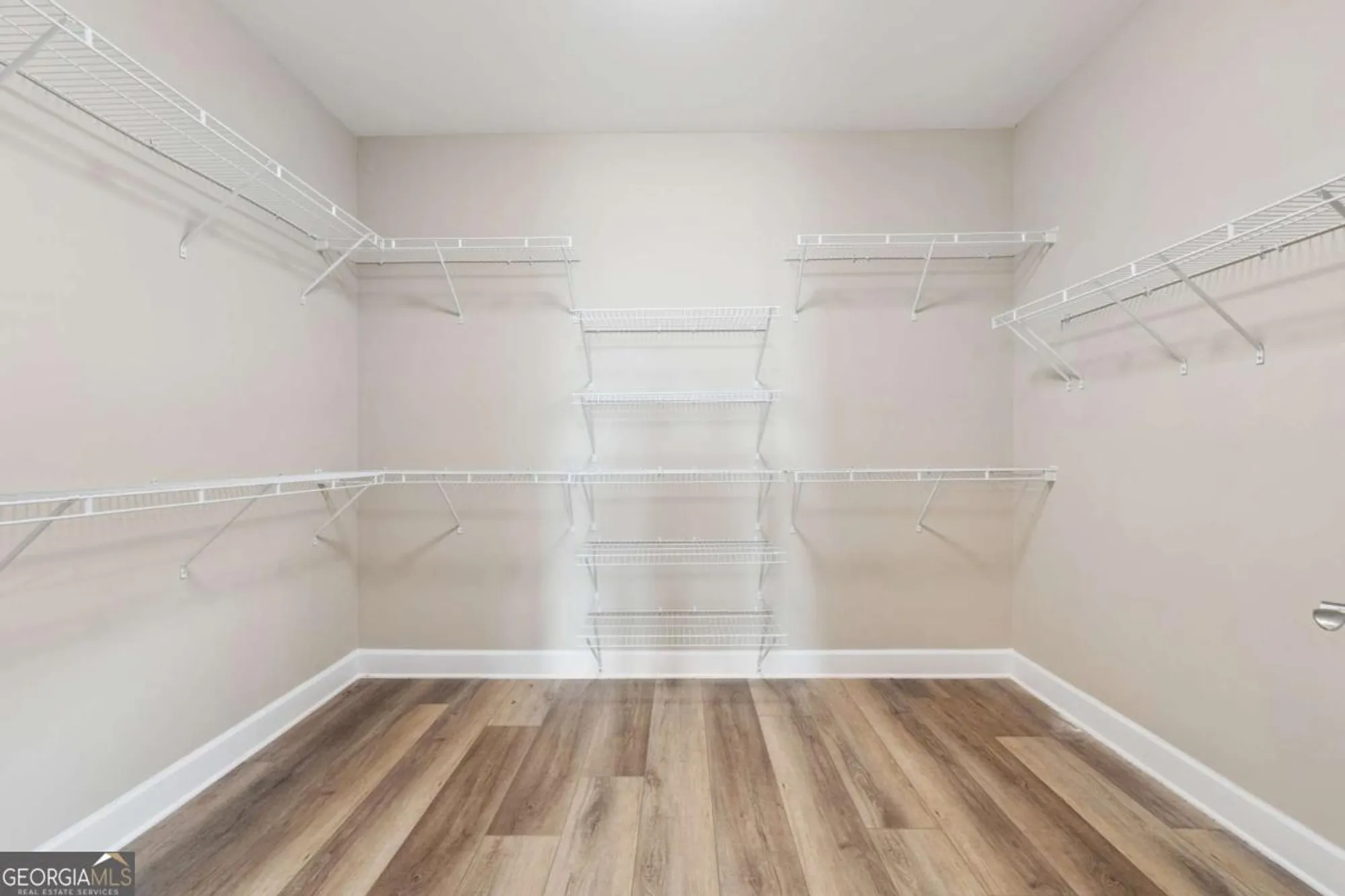 Property Slideshow image 10 of 37 | 75 seneca way, Hoschton, GA, 30548