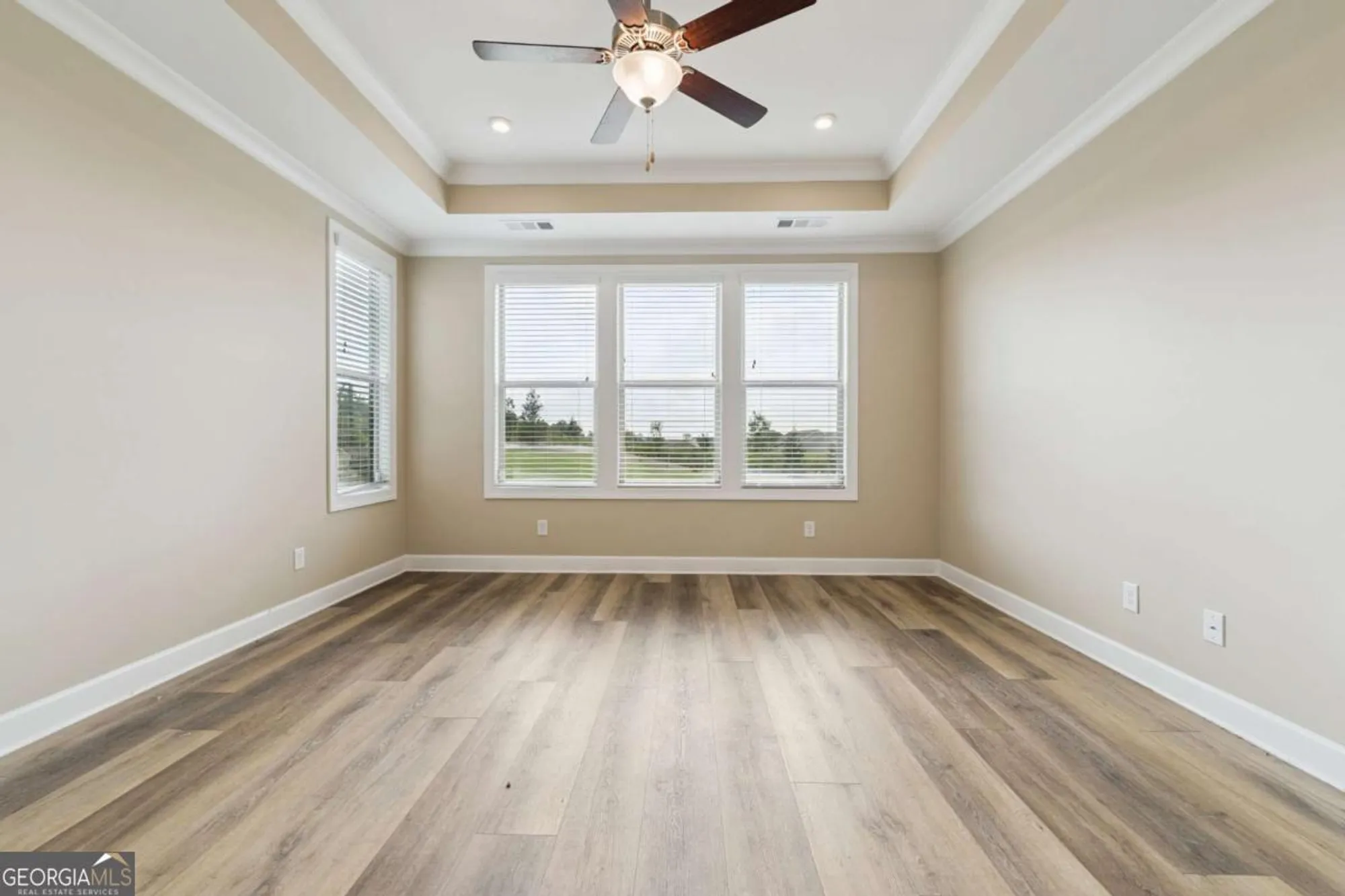 Property Slideshow image 7 of 37 | 75 seneca way, Hoschton, GA, 30548