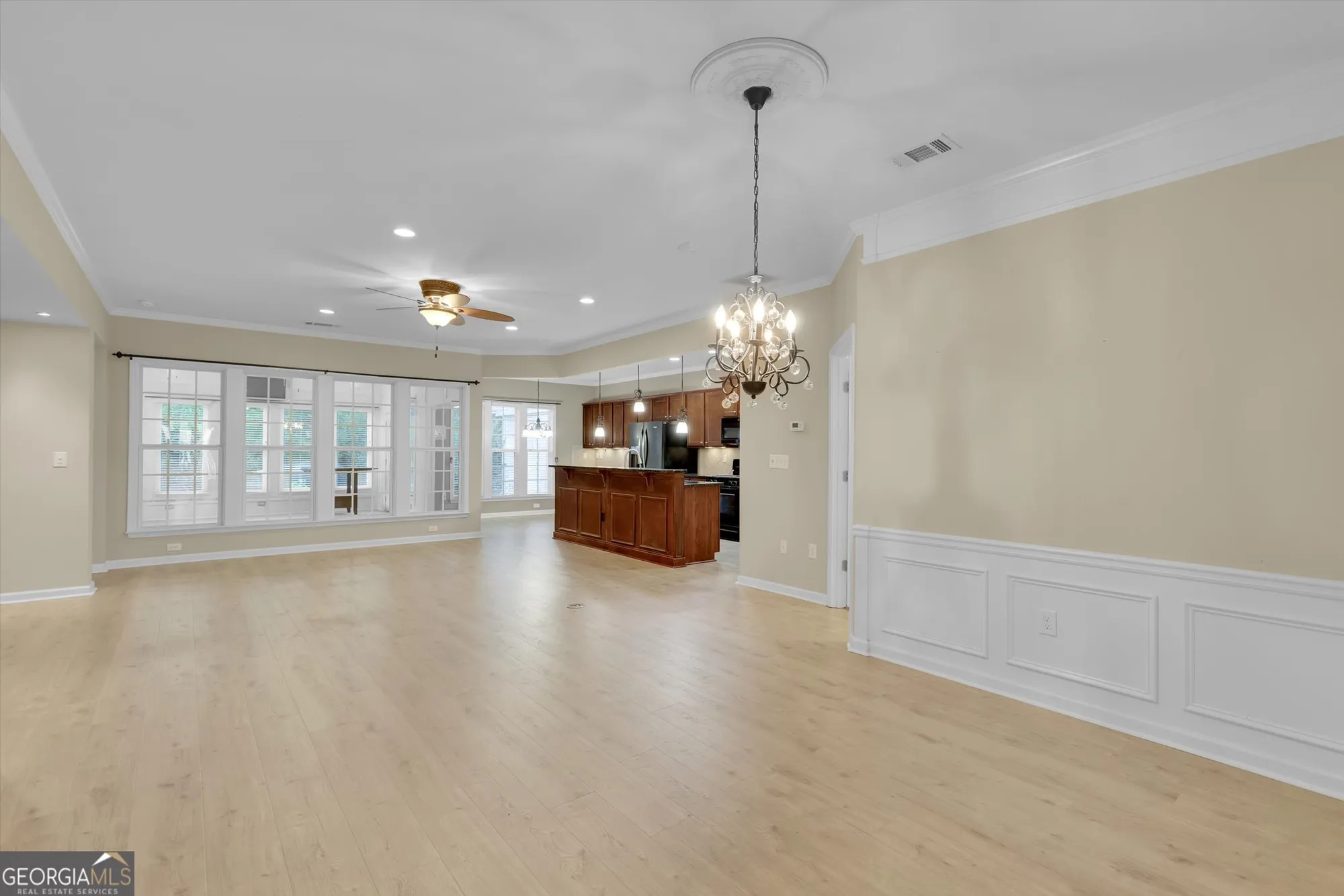 Property Slideshow image 10 of 51 | 840 peach blossom ct, Griffin, GA, 30223