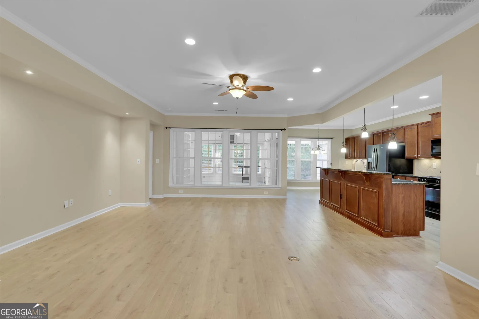 Property Slideshow image 12 of 51 | 840 peach blossom ct, Griffin, GA, 30223