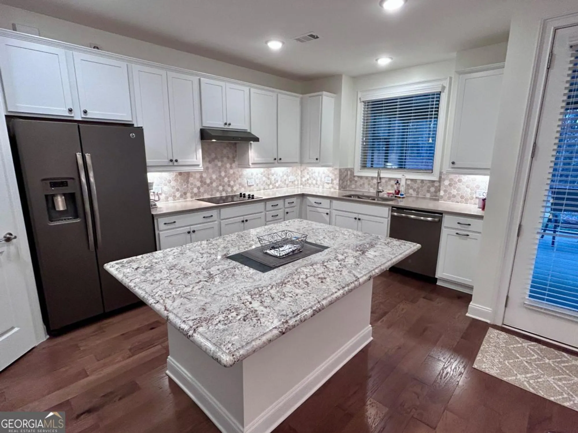 Property Slideshow image 12 of 31 | 311 honey locust ct, Peachtree City, GA, 30269