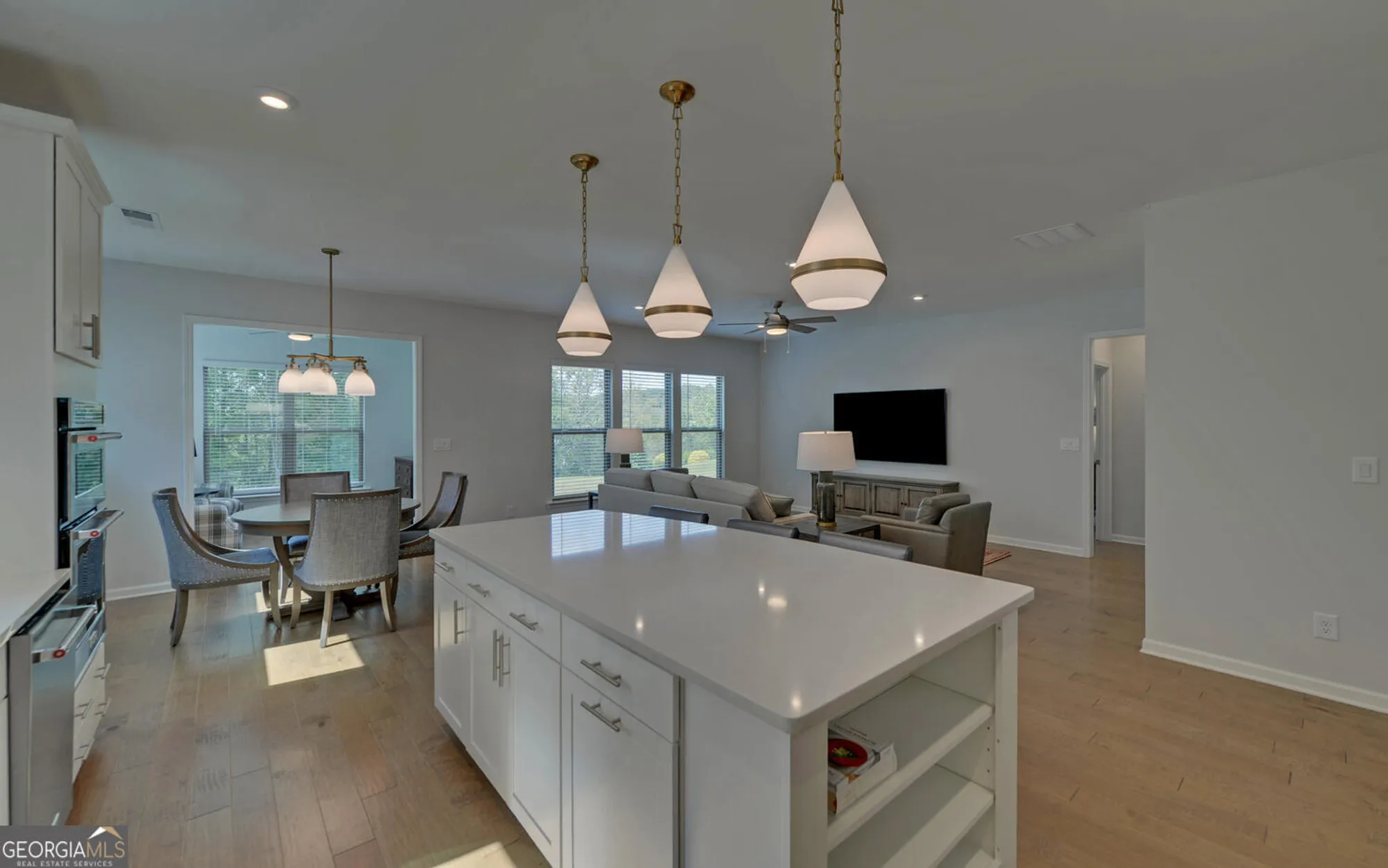 Property Slideshow image 10 of 76 | 5730 nantucket row, Hoschton, GA, 30548