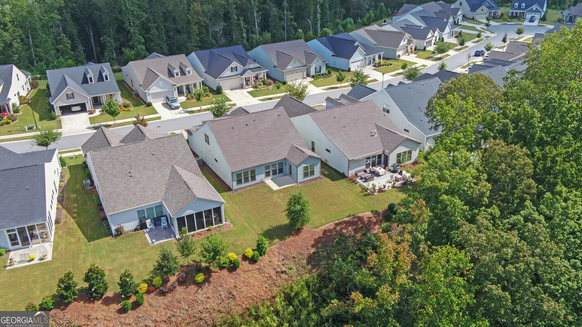 Property Slideshow image 54 of 76 | 5730 nantucket row, Hoschton, GA, 30548