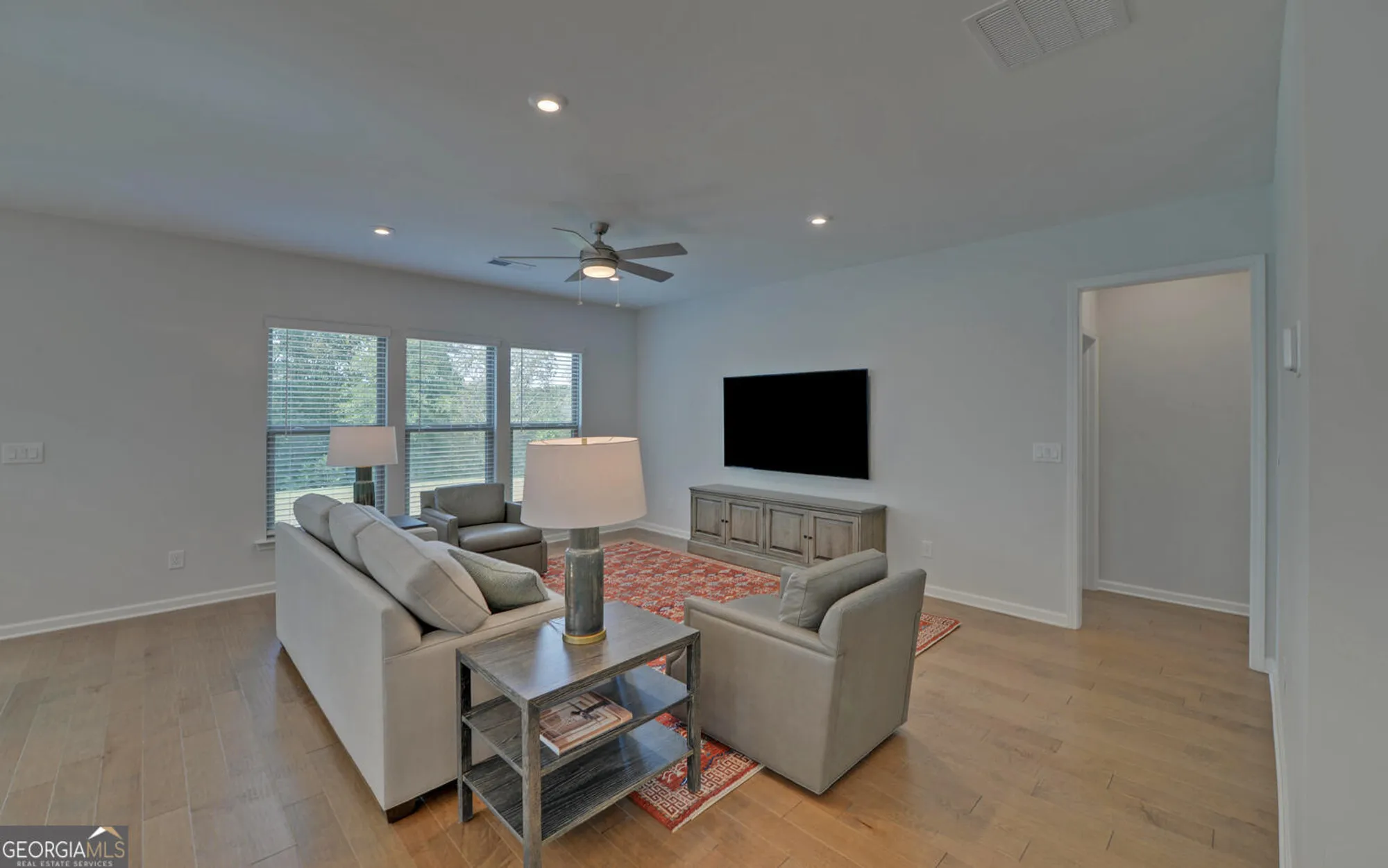 Property Slideshow image 6 of 76 | 5730 nantucket row, Hoschton, GA, 30548