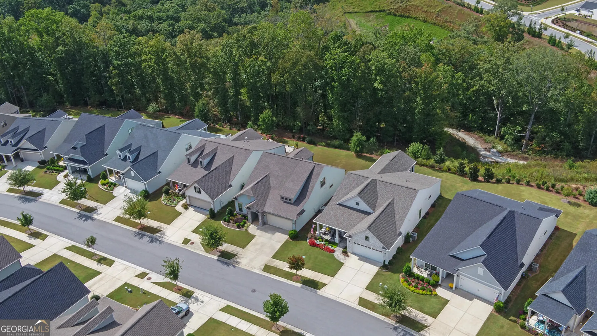 Property Slideshow image 52 of 76 | 5730 nantucket row, Hoschton, GA, 30548