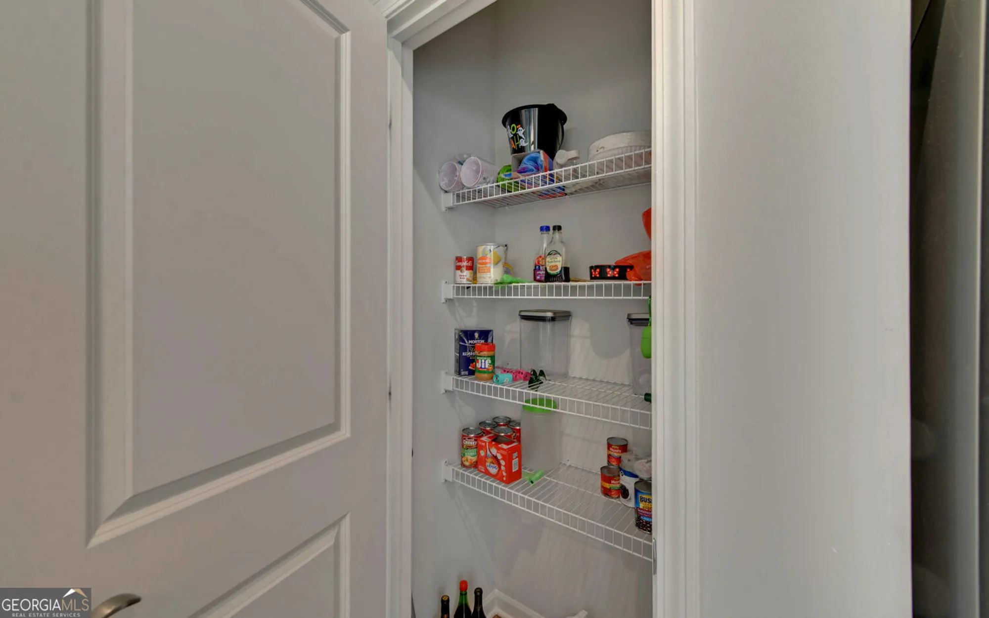 Property Slideshow image 12 of 76 | 5730 nantucket row, Hoschton, GA, 30548