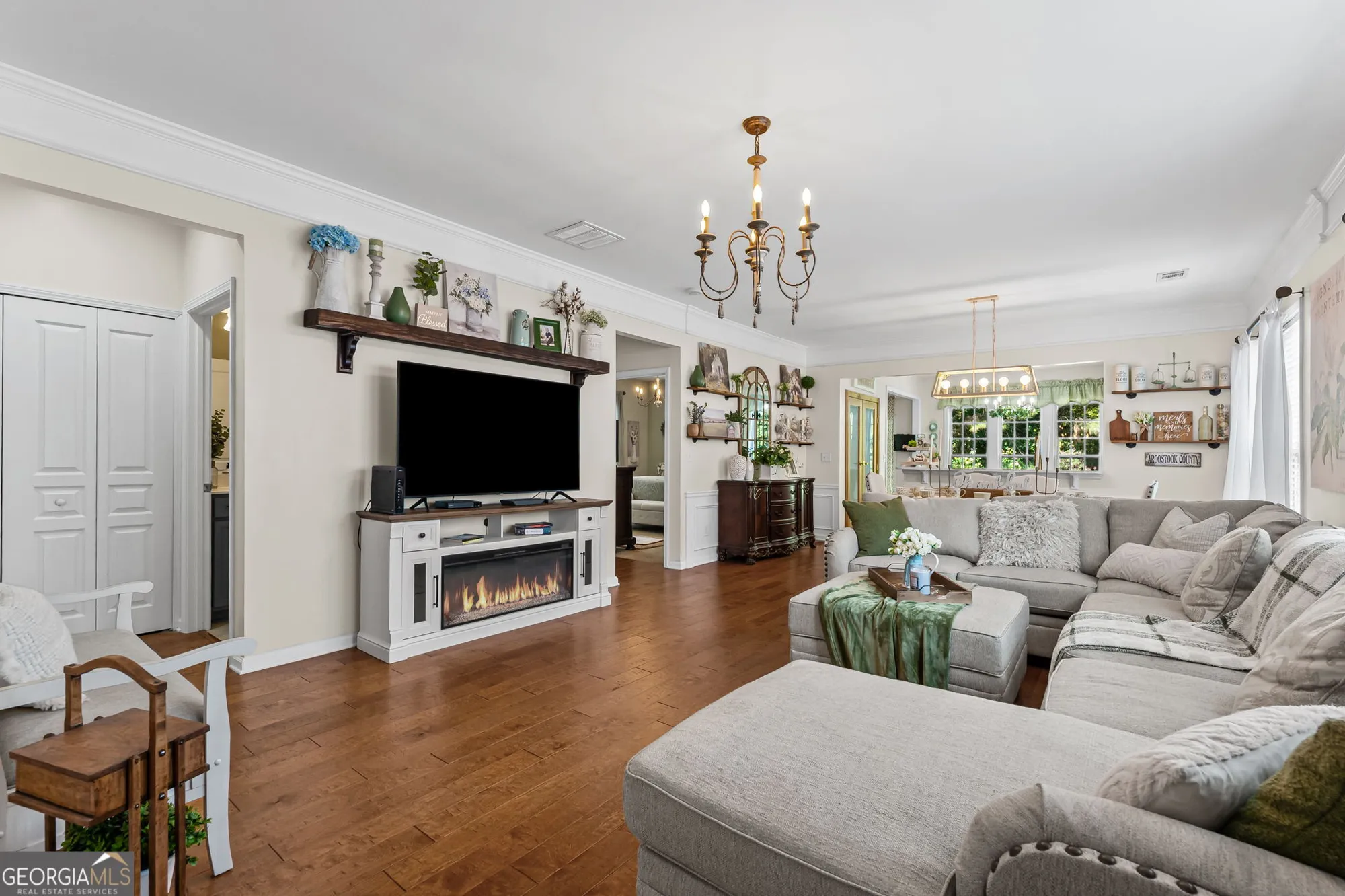 Property Slideshow image 8 of 35 | 125 begonia ct na, Griffin, GA, 30223