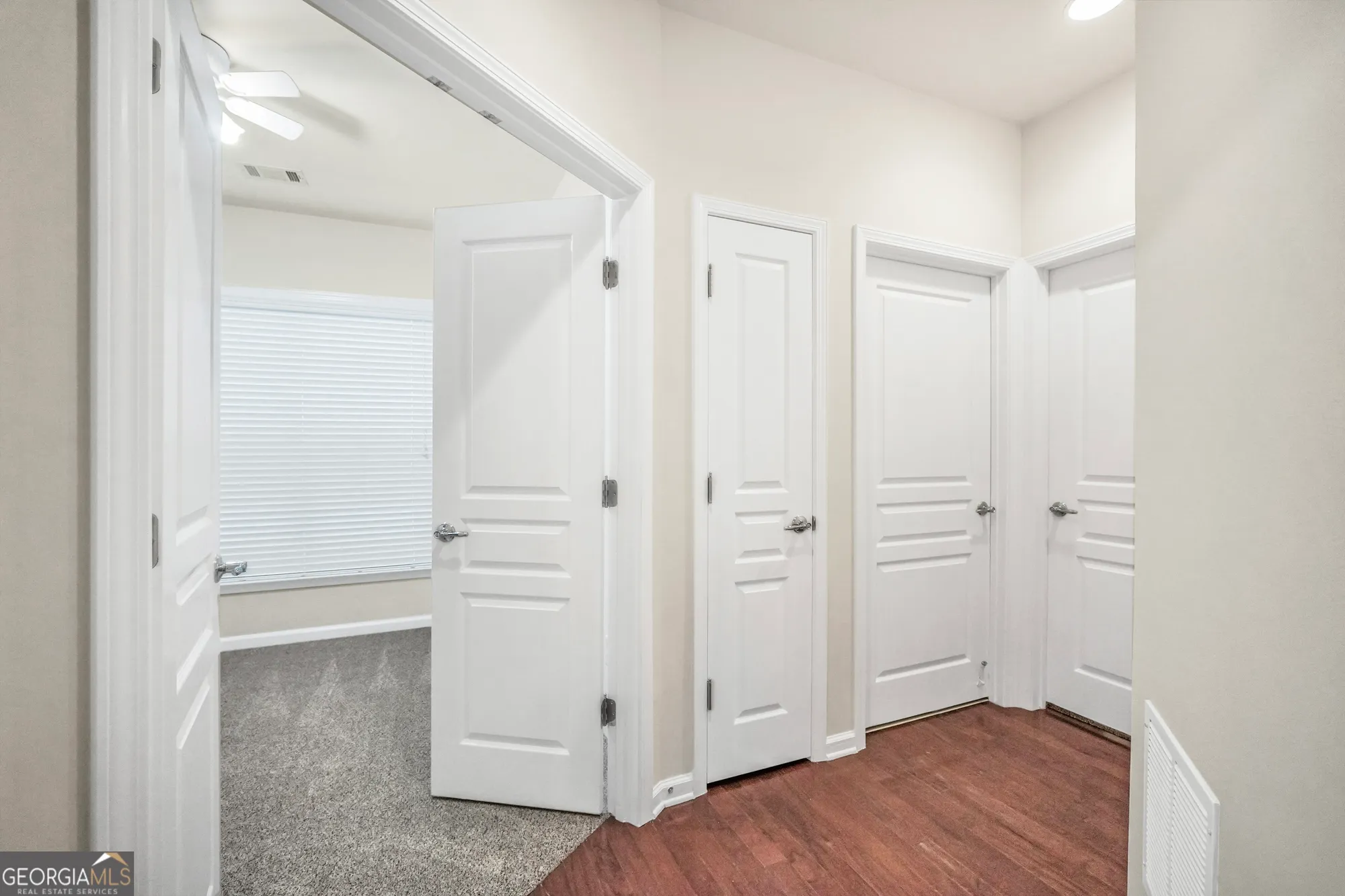 Property Slideshow image 31 of 54 | 6420 rockpoint ln, Hoschton, GA, 30548