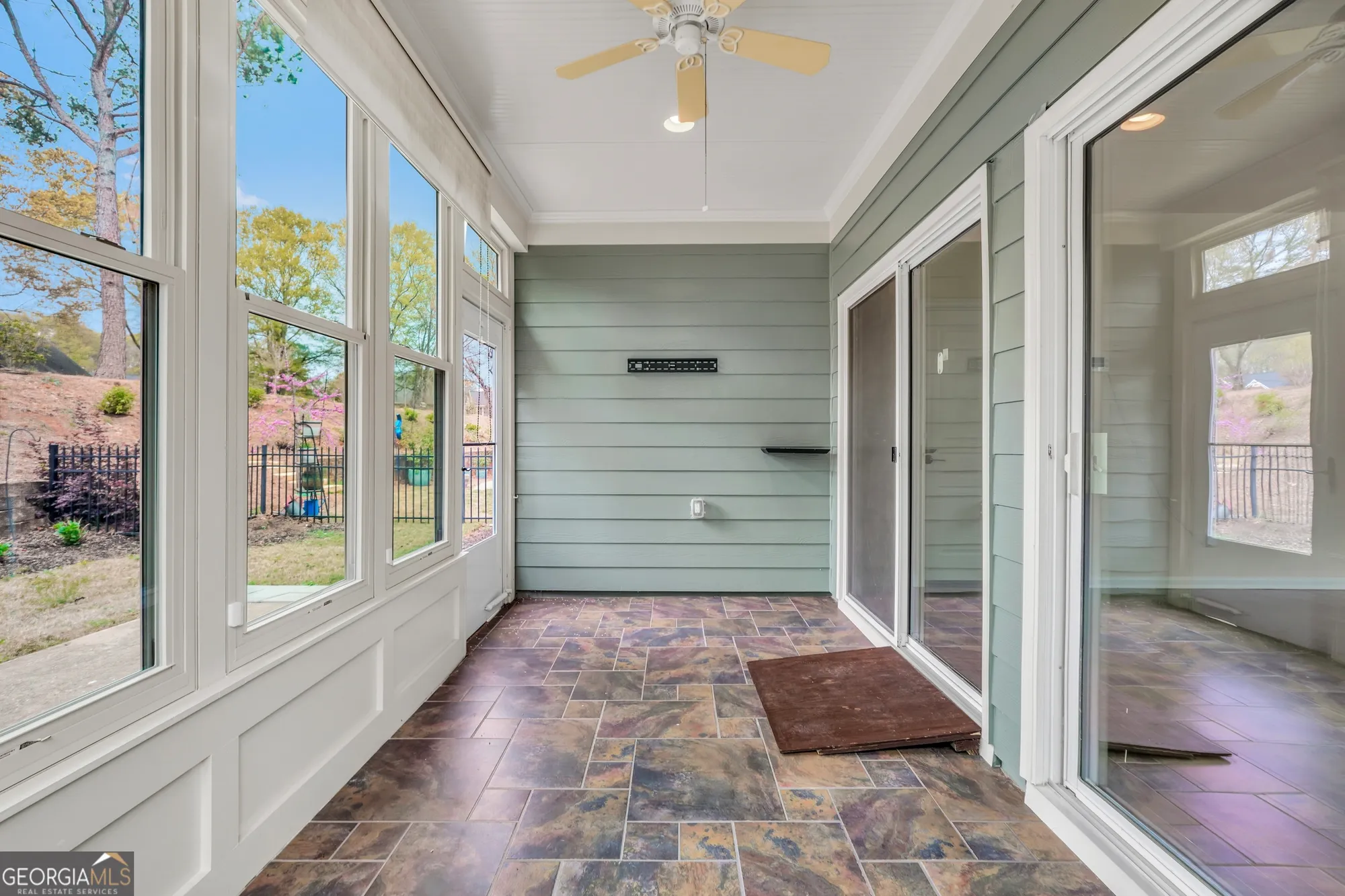 Property Slideshow image 43 of 54 | 6420 rockpoint ln, Hoschton, GA, 30548