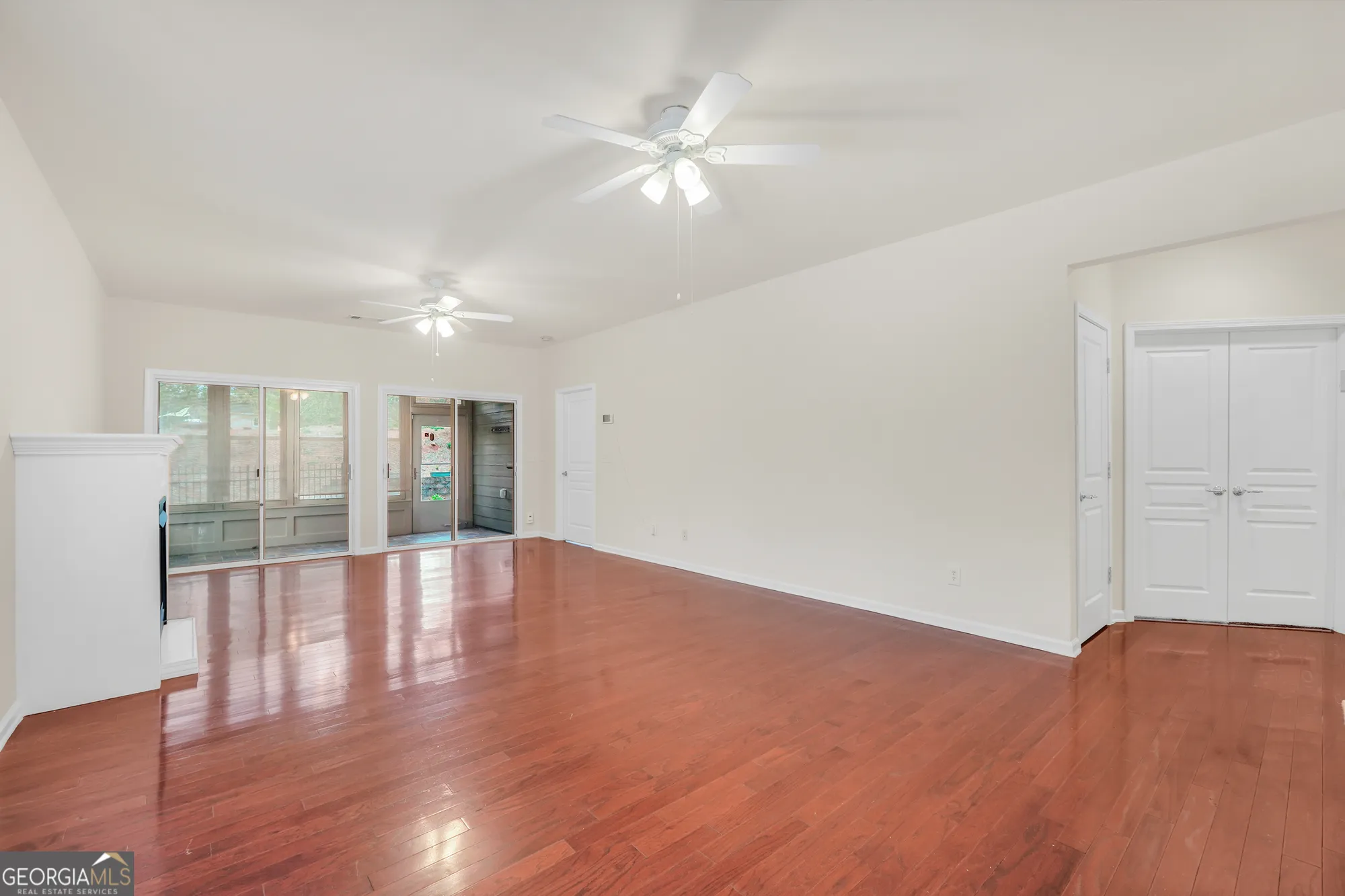 Property Slideshow image 16 of 54 | 6420 rockpoint ln, Hoschton, GA, 30548