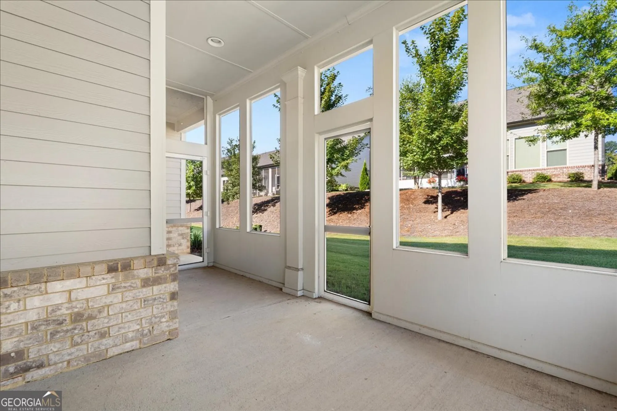 Property Slideshow image 33 of 39 | 3210 fitzgerald way, Cumming, GA, 30041