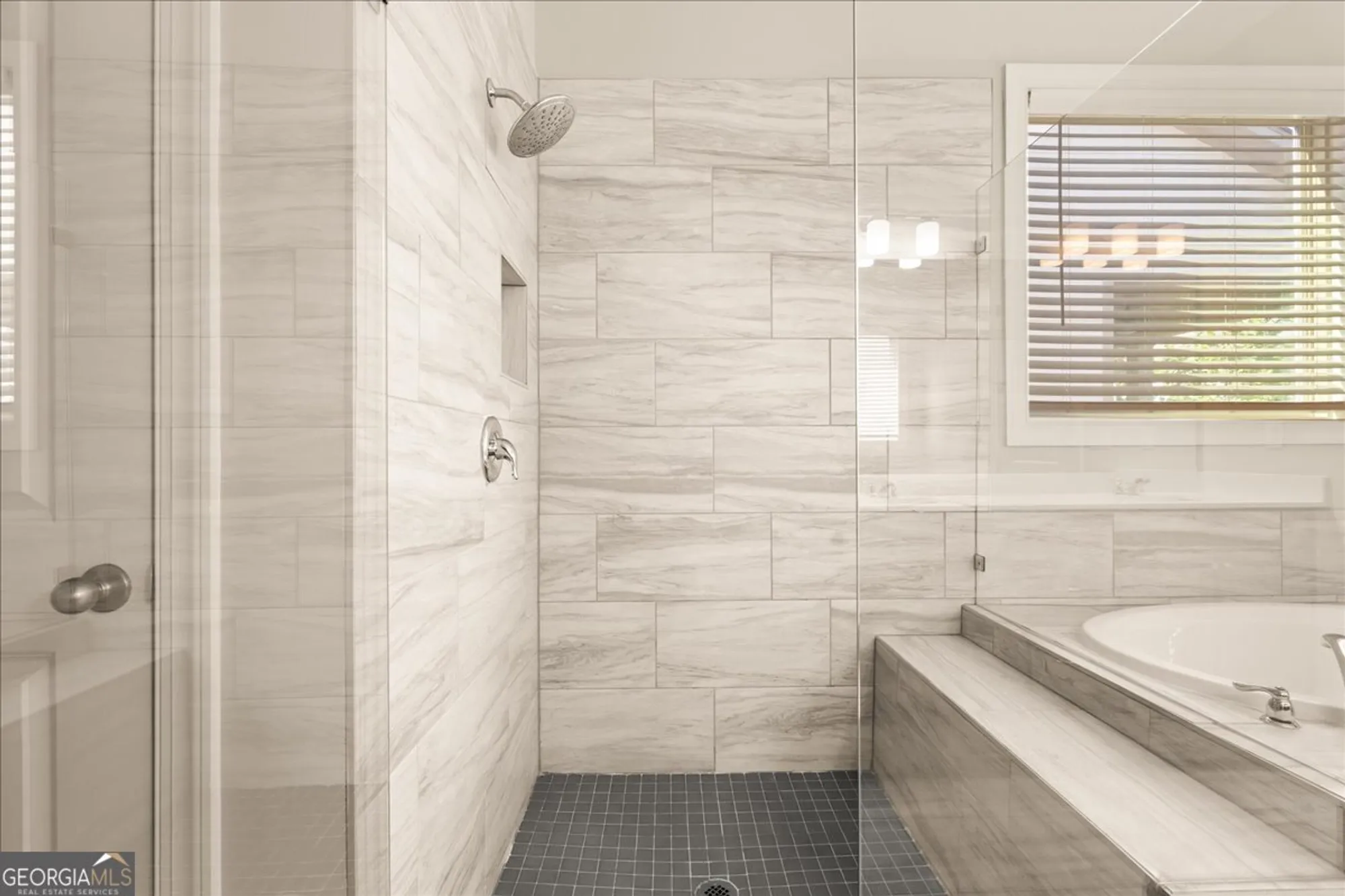 Property Slideshow image 27 of 39 | 3210 fitzgerald way, Cumming, GA, 30041