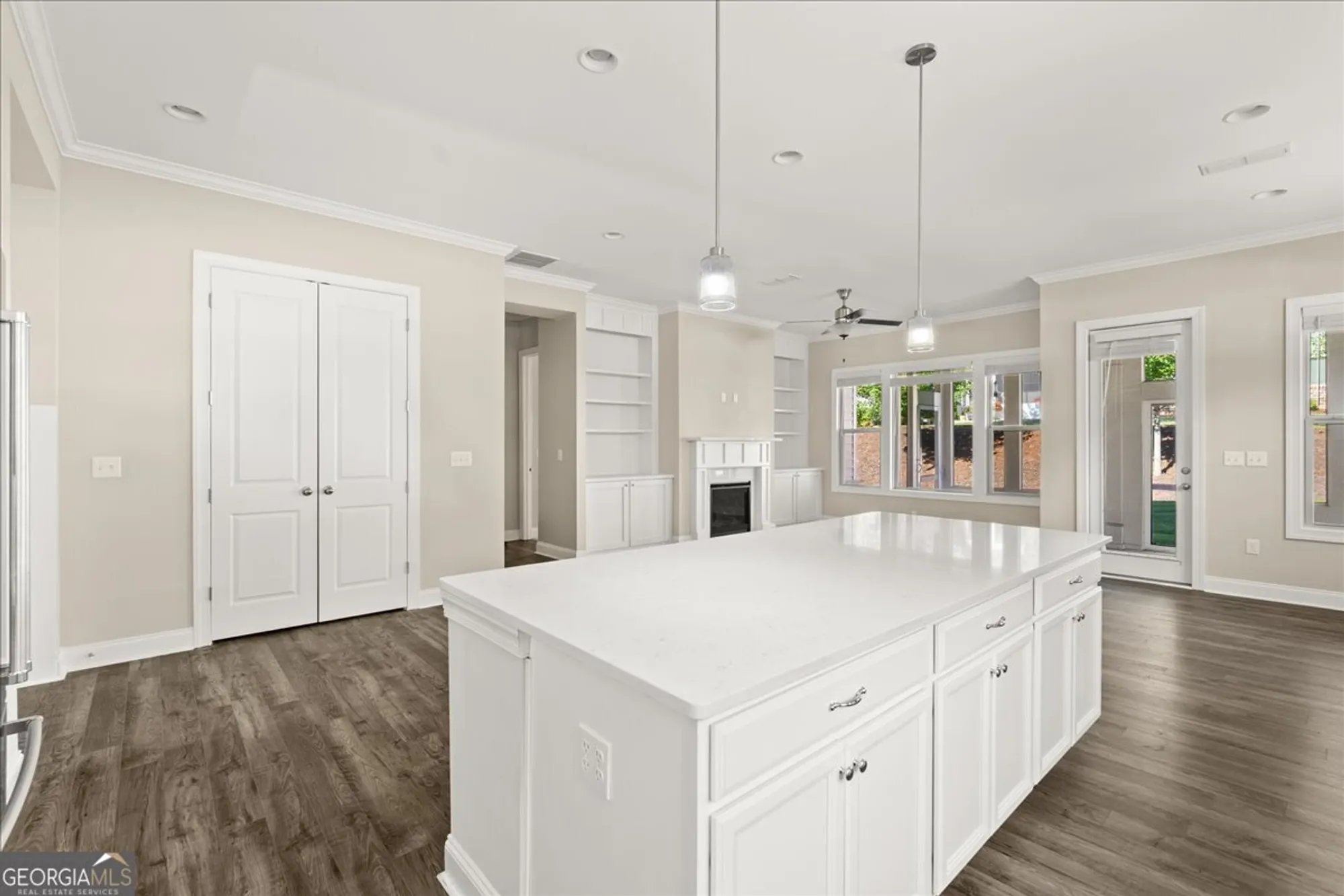 Property Slideshow image 16 of 39 | 3210 fitzgerald way, Cumming, GA, 30041