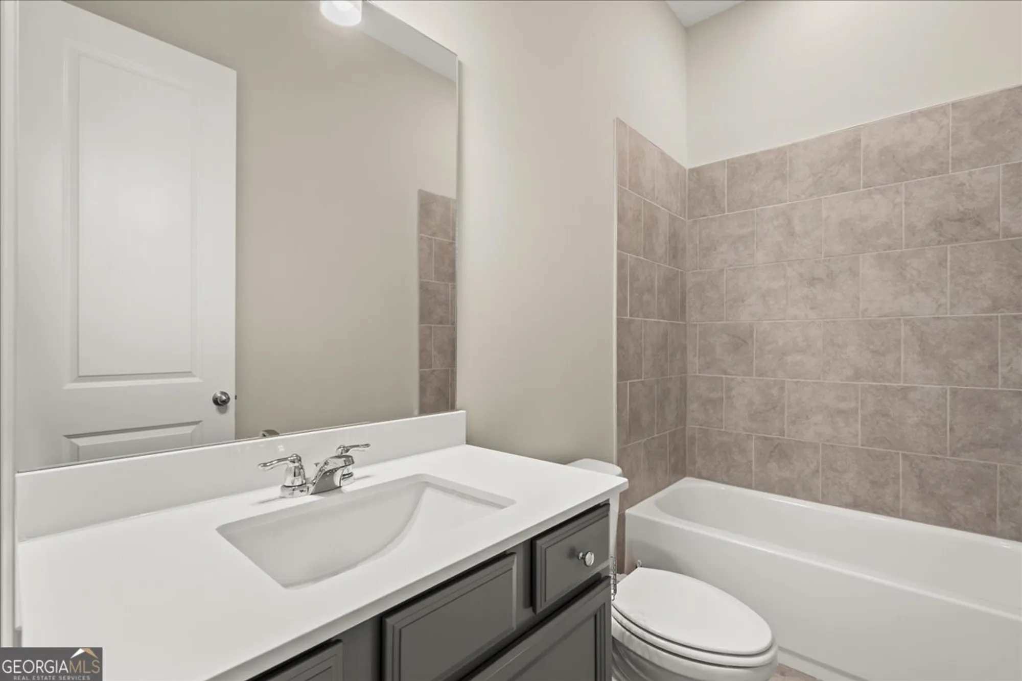 Property Slideshow image 7 of 39 | 3210 fitzgerald way, Cumming, GA, 30041