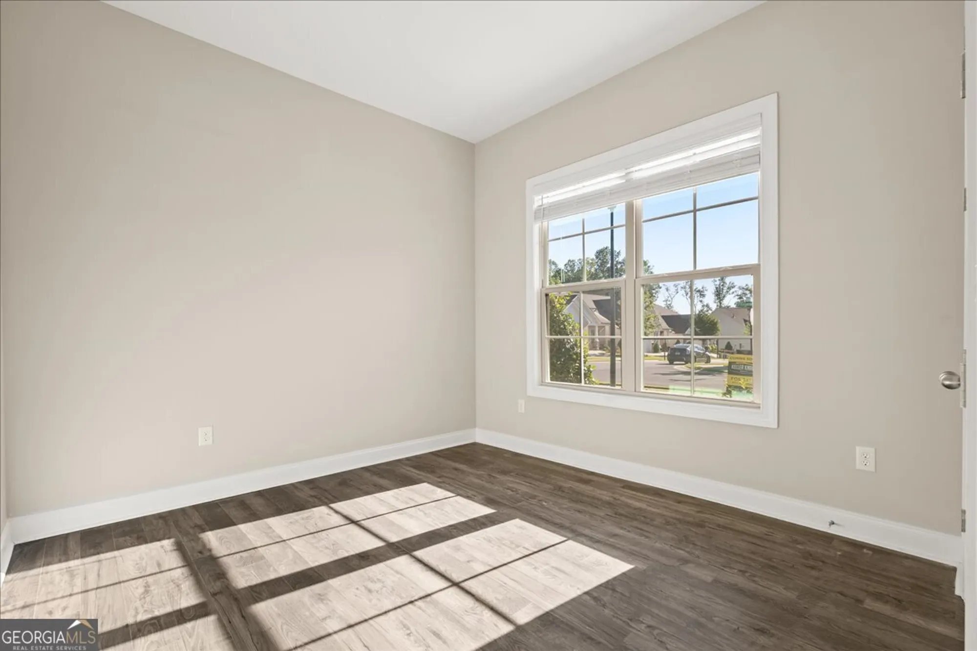 Property Slideshow image 5 of 39 | 3210 fitzgerald way, Cumming, GA, 30041