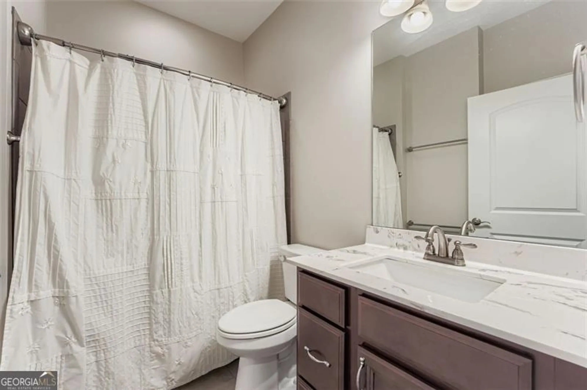 Property Slideshow image 22 of 29 | 313 derrymore dr, Woodstock, GA, 30188