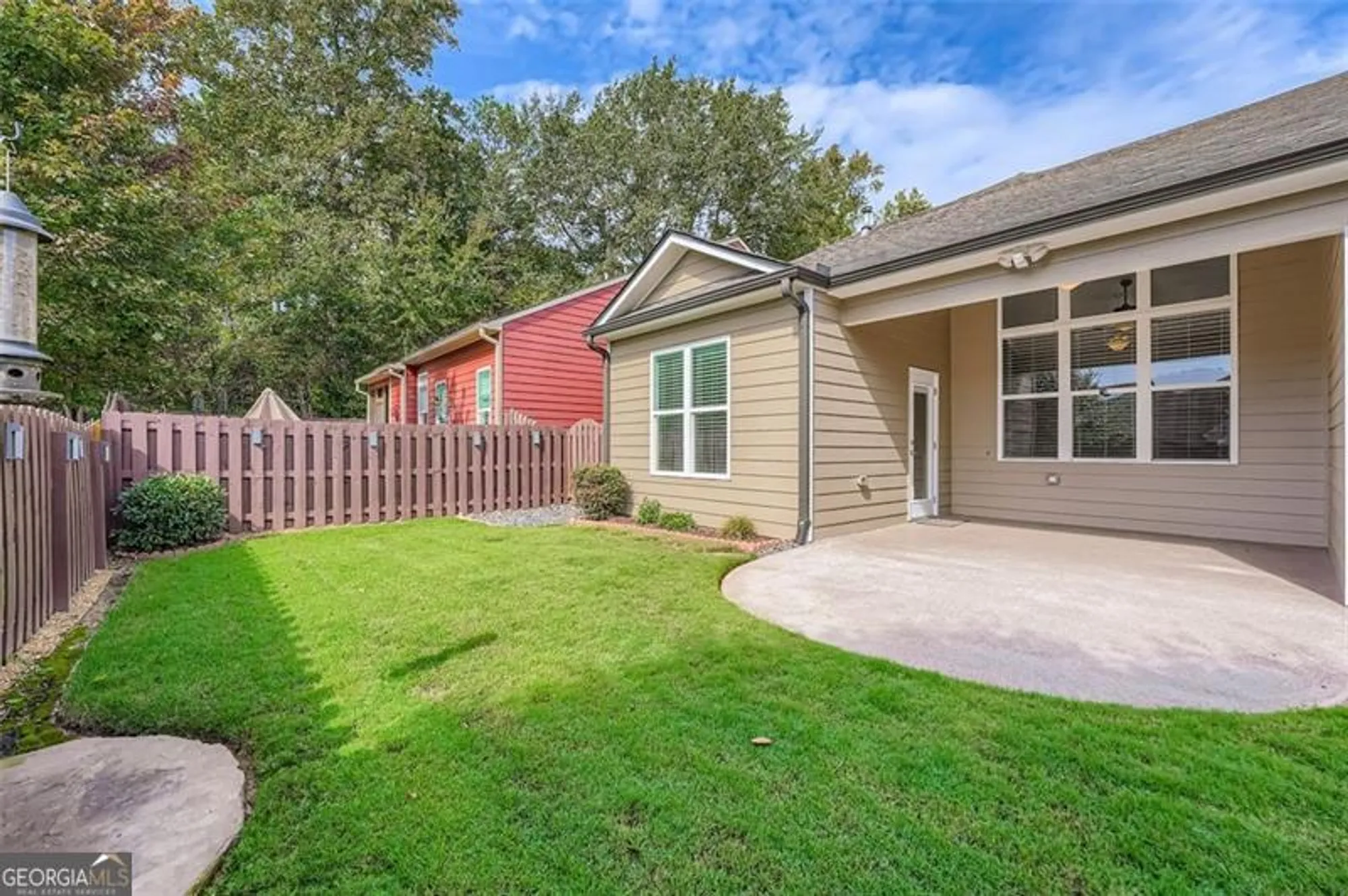 Property Slideshow image 28 of 29 | 313 derrymore dr, Woodstock, GA, 30188