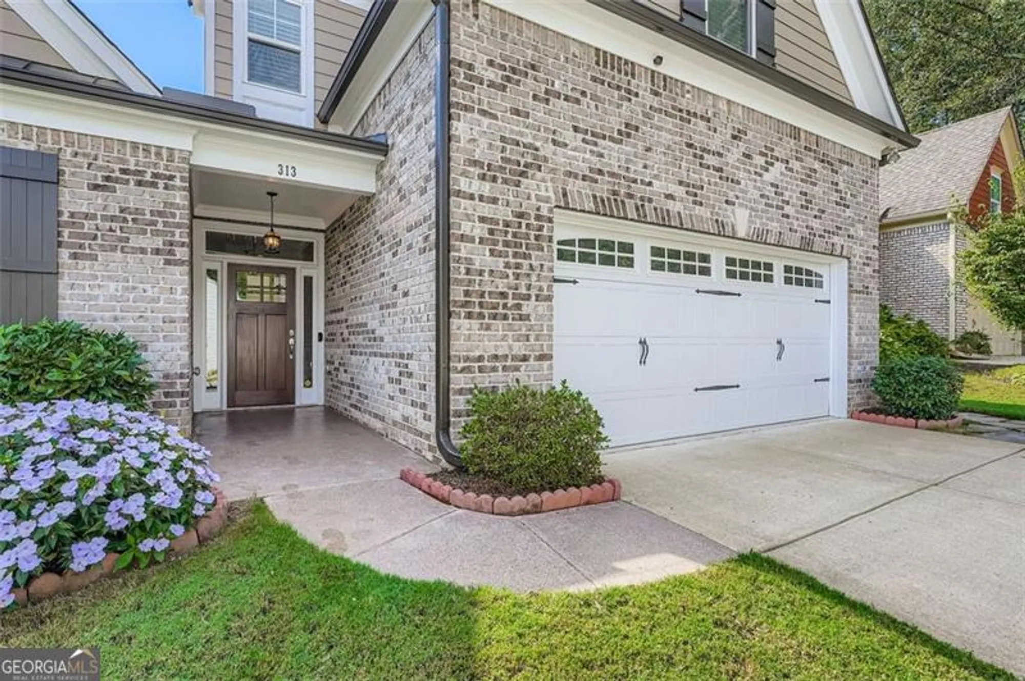 Property Slideshow image 5 of 29 | 313 derrymore dr, Woodstock, GA, 30188