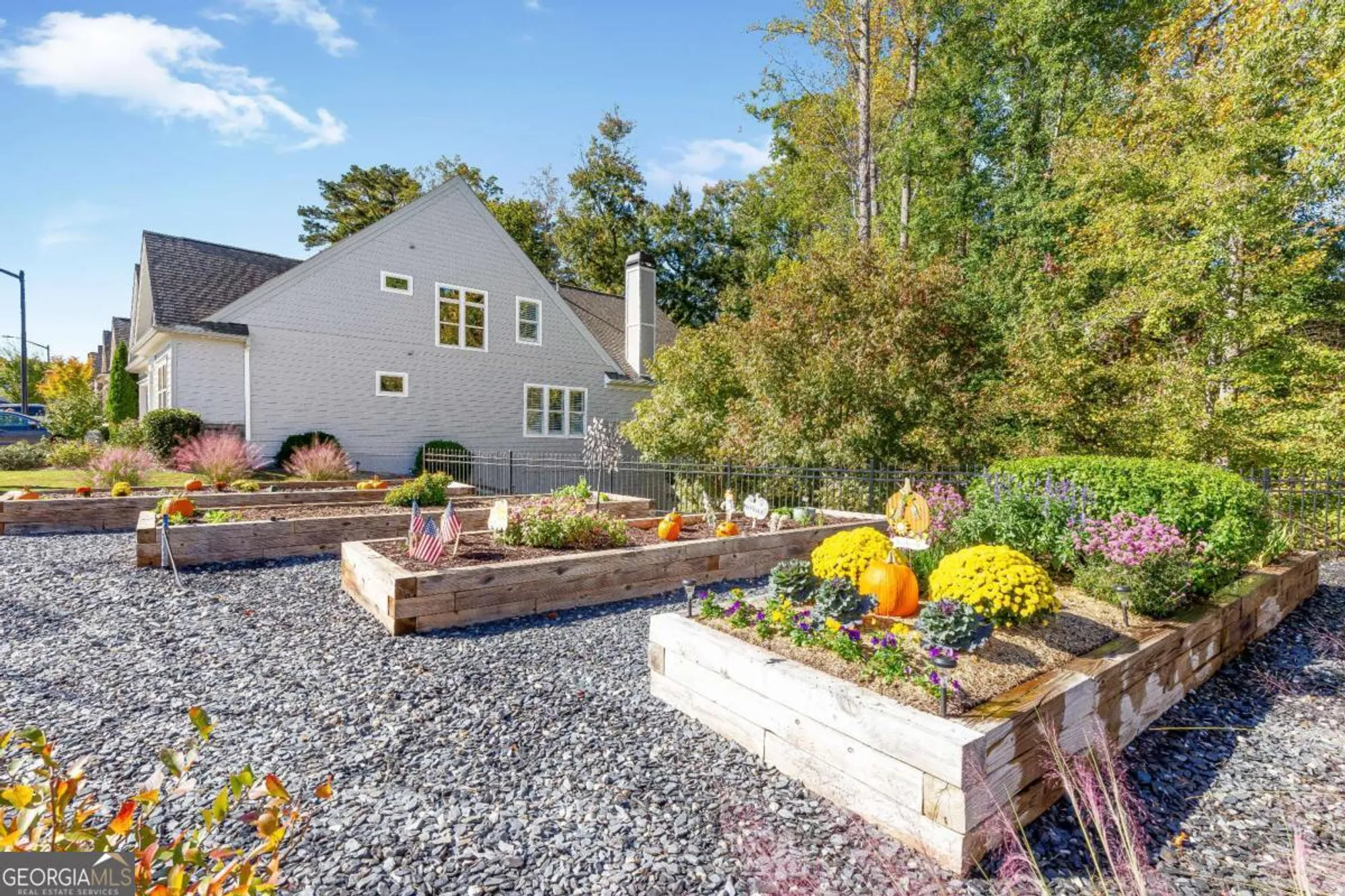 Property Slideshow image 45 of 53 | 424 loblolly st, Woodstock, GA, 30188
