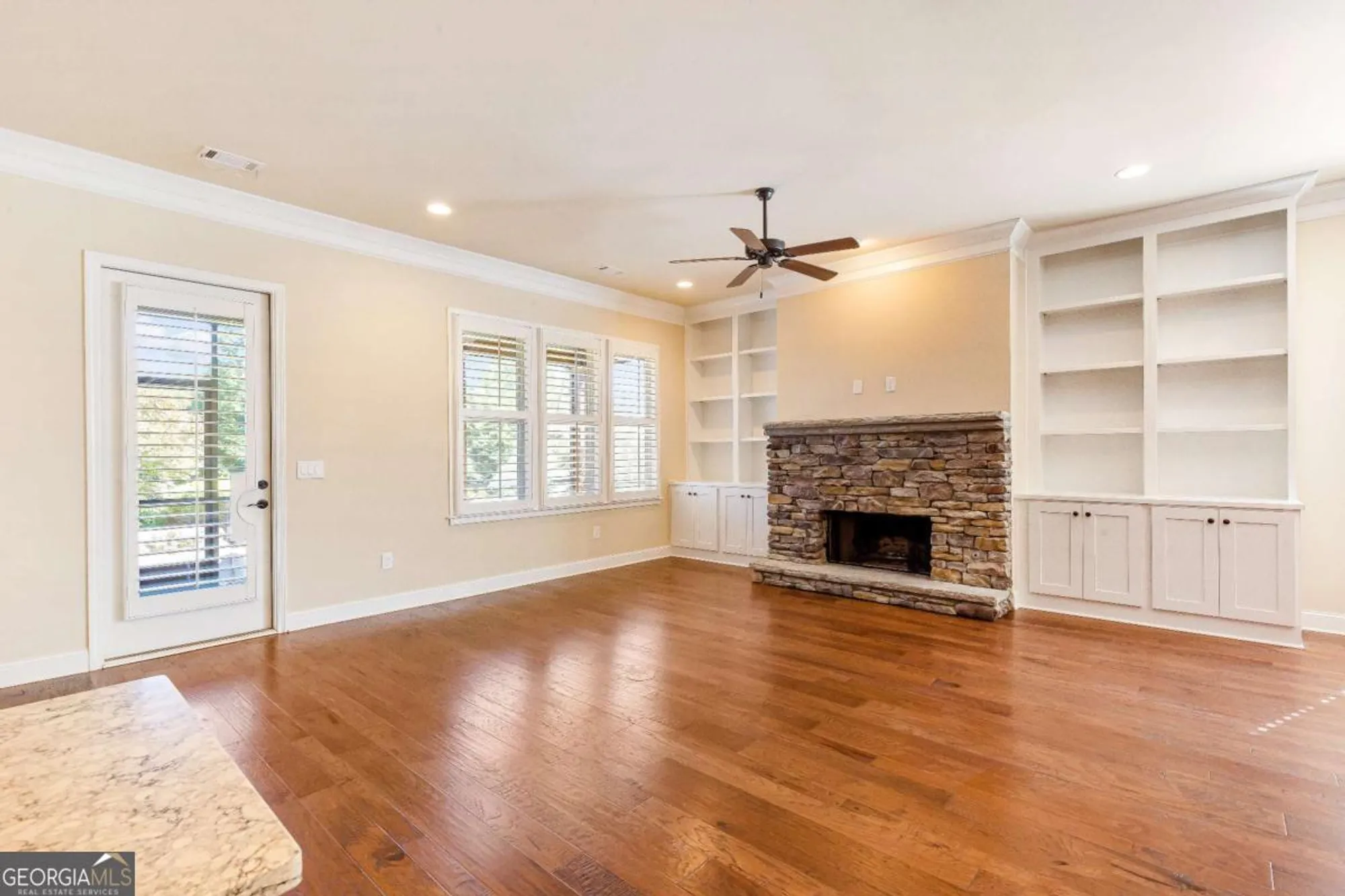 Property Slideshow image 13 of 53 | 424 loblolly st, Woodstock, GA, 30188