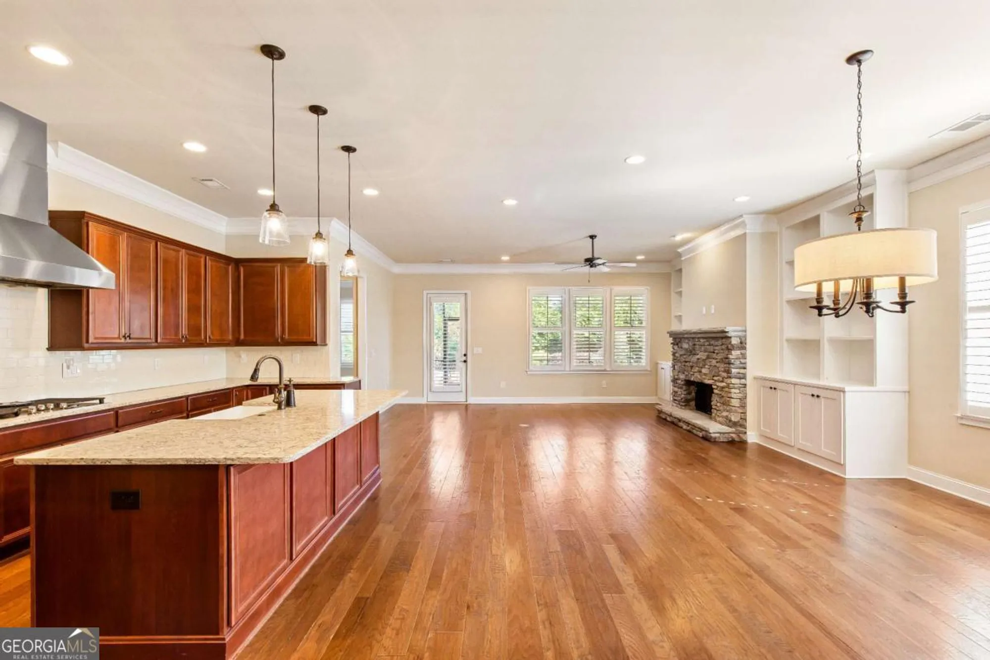 Property Slideshow image 3 of 53 | 424 loblolly st, Woodstock, GA, 30188