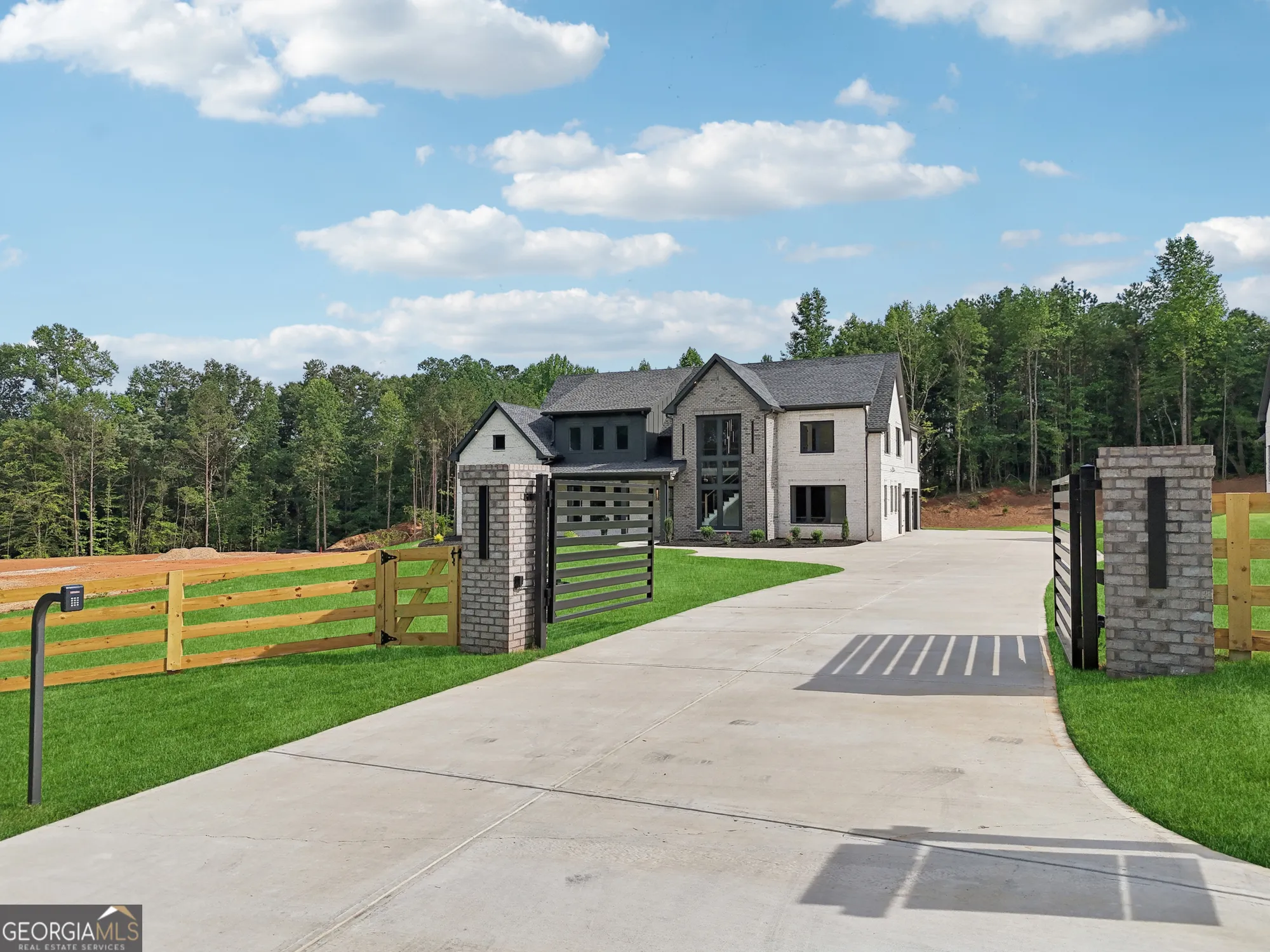 Property Slideshow image 8 of 133 | 5634 union church rd, Braselton, GA, 30517