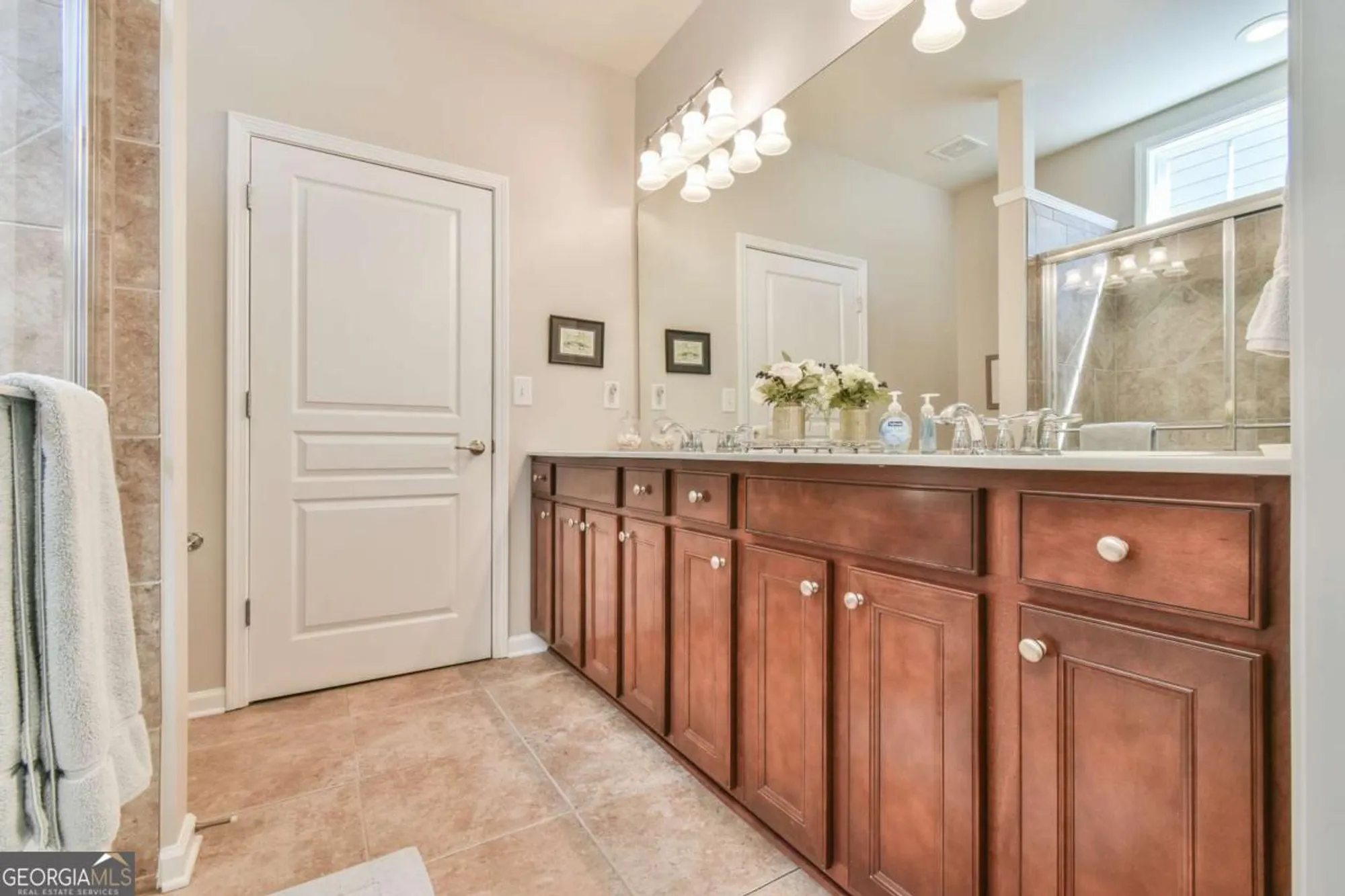 Property Slideshow image 24 of 30 | 6525 bradford ct, Hoschton, GA, 30548