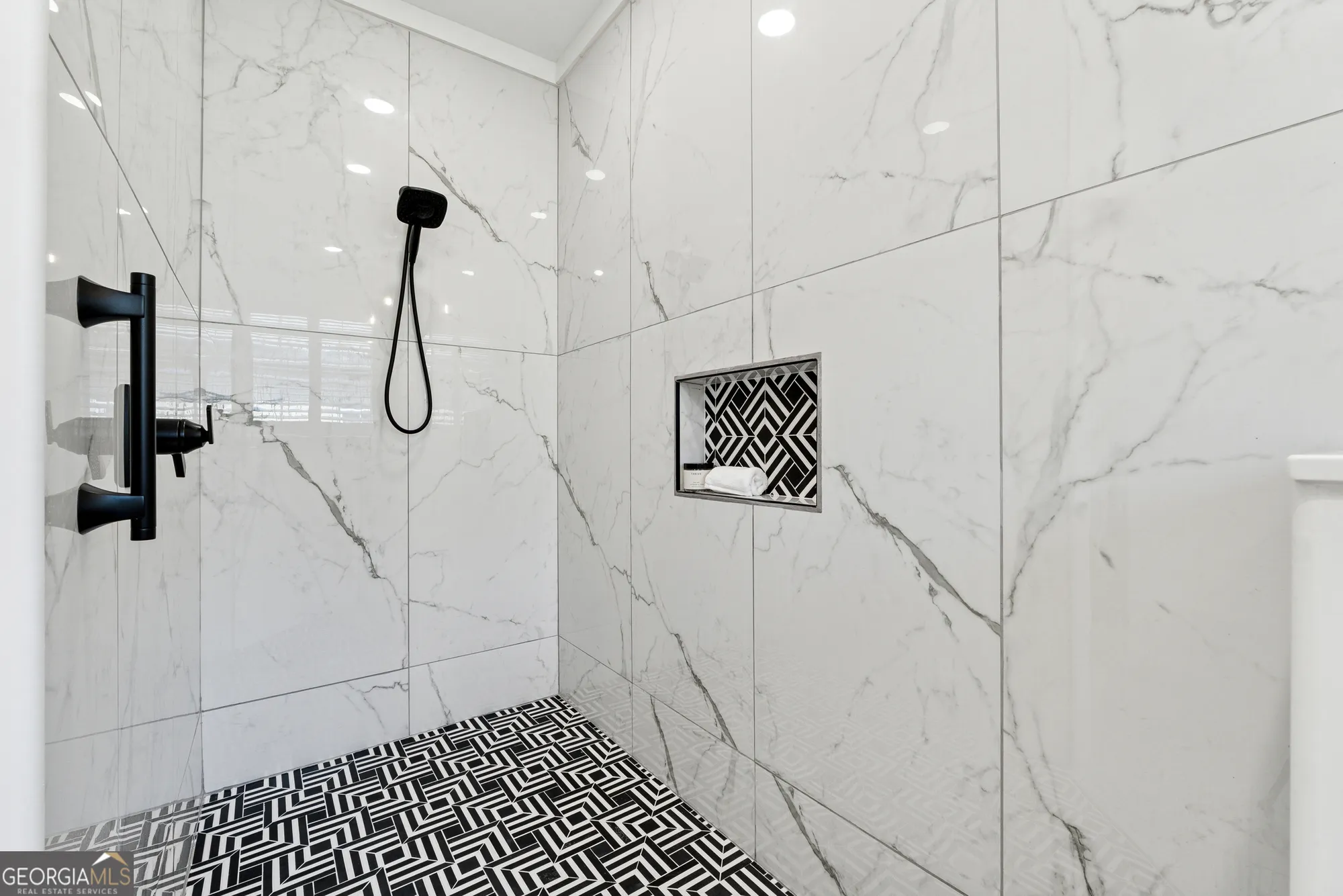 Property Slideshow image 13 of 37 | 507 bonneset ct, Canton, GA, 30114