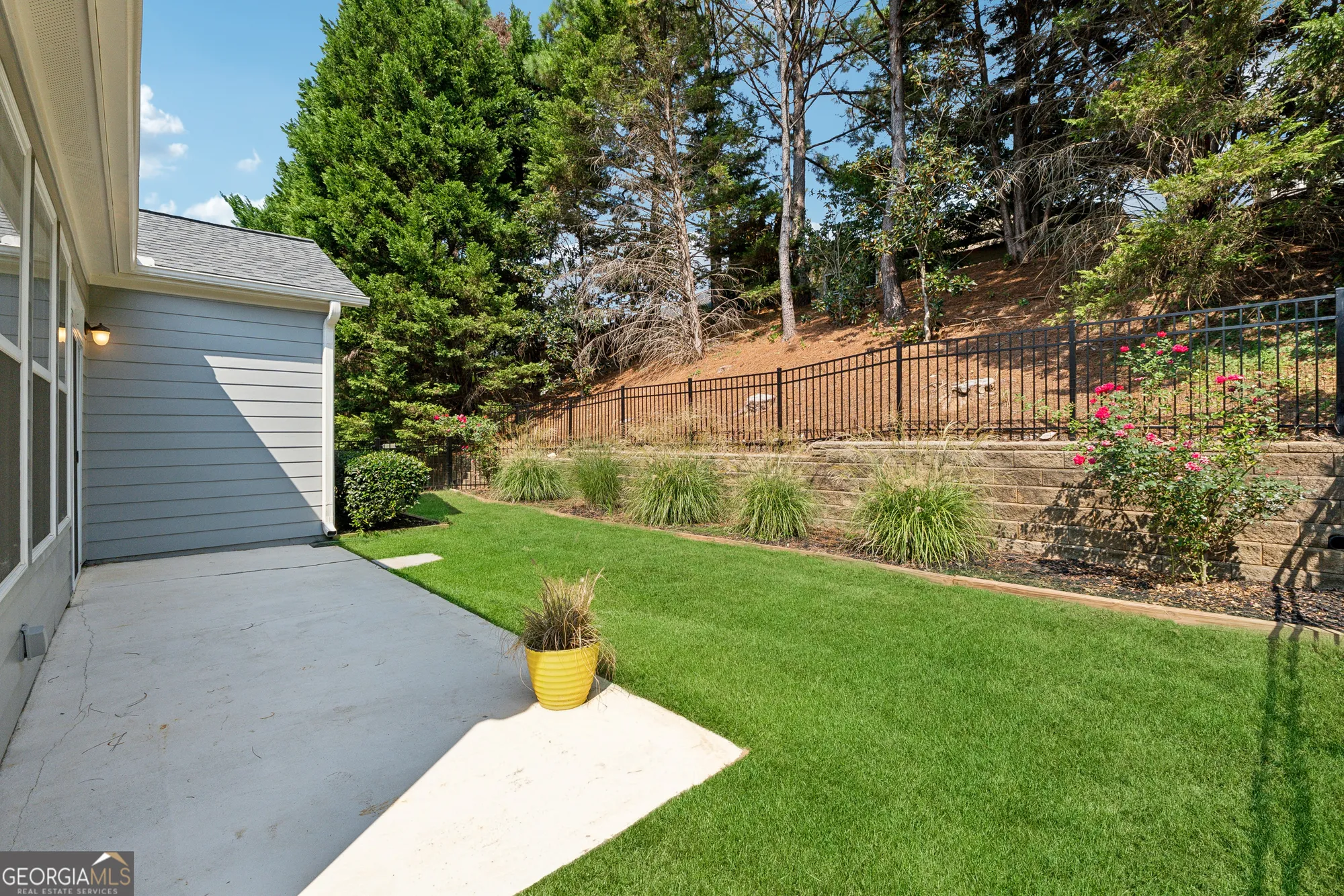 Property Slideshow image 22 of 37 | 507 bonneset ct, Canton, GA, 30114