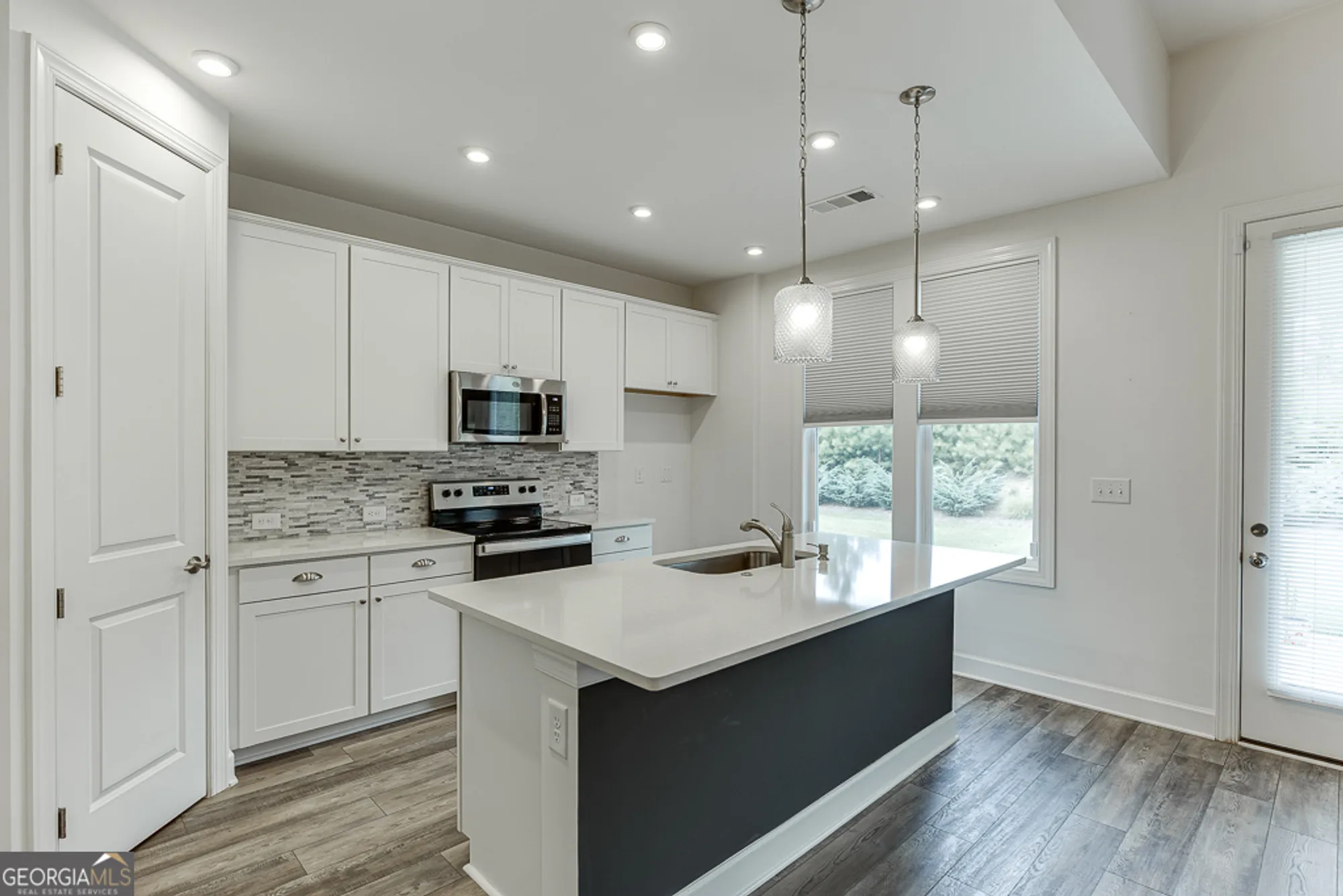 Property Slideshow image 14 of 59 | 168 chatuge dr, Hoschton, GA, 30548