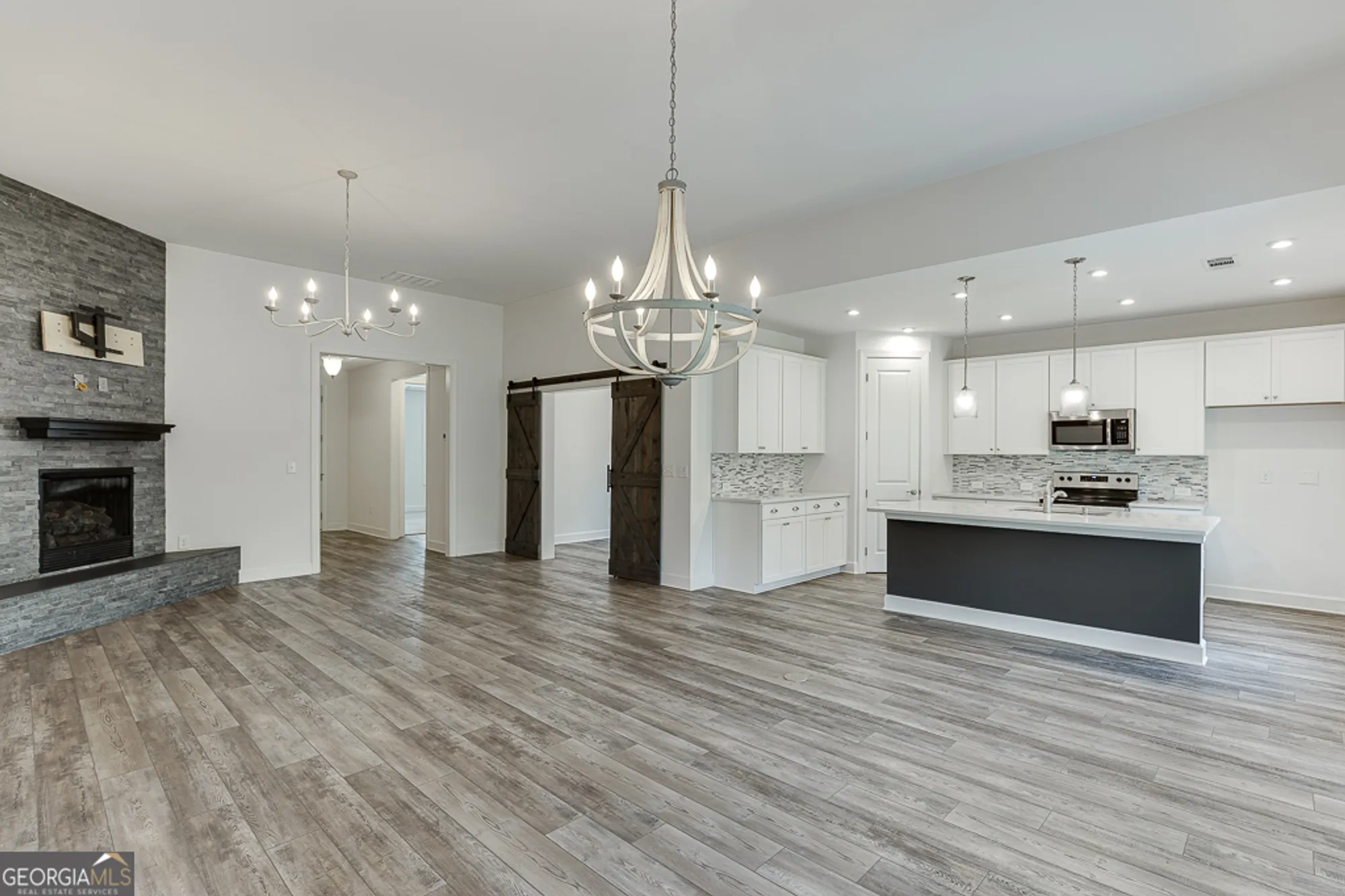 Property Slideshow image 11 of 59 | 168 chatuge dr, Hoschton, GA, 30548