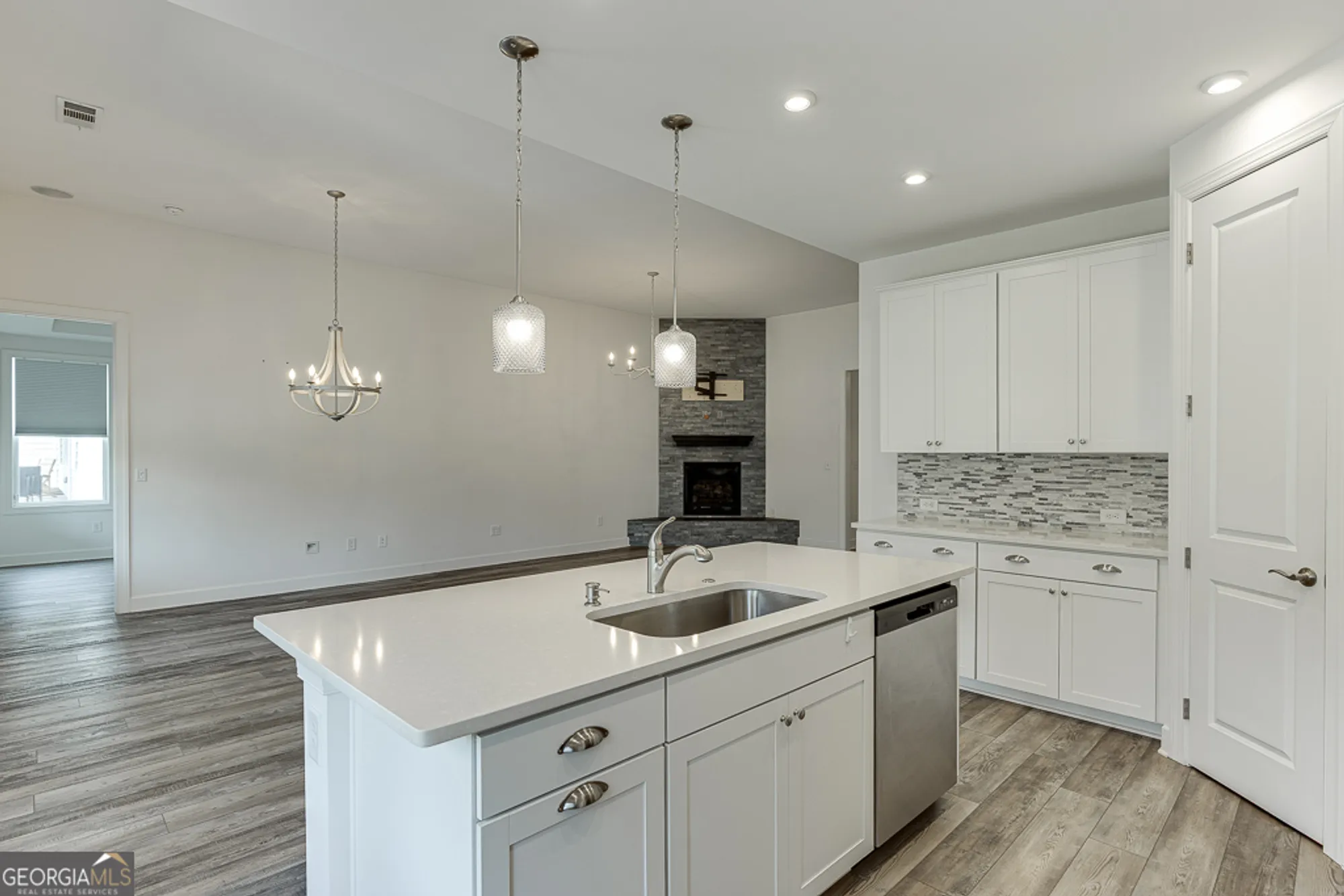 Property Slideshow image 15 of 59 | 168 chatuge dr, Hoschton, GA, 30548