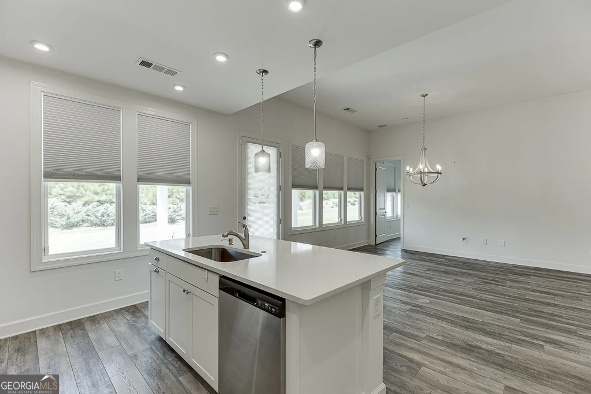 Property Slideshow image 16 of 59 | 168 chatuge dr, Hoschton, GA, 30548