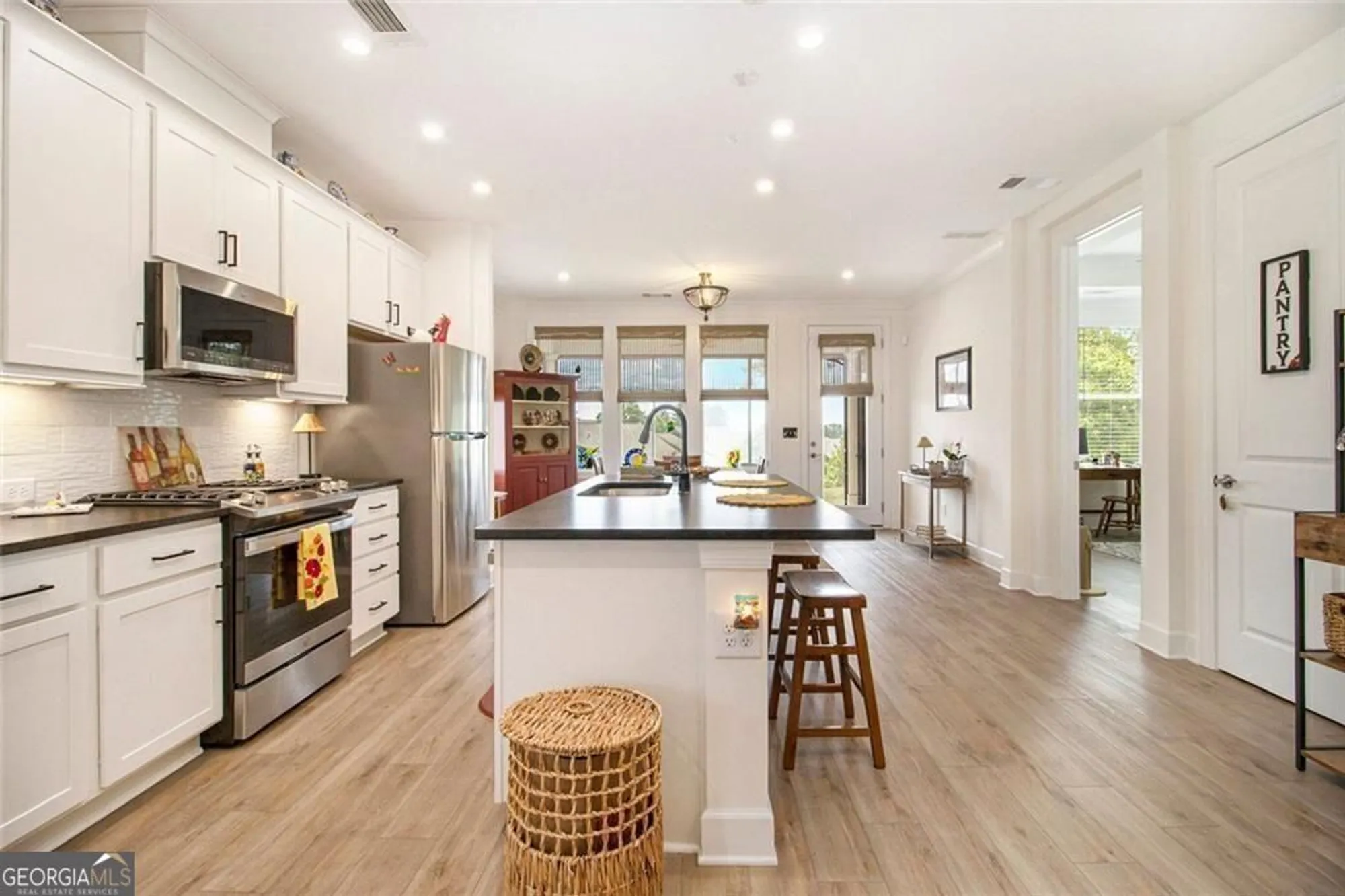 Property Slideshow image 10 of 40 | 67 rabun ct, Hoschton, GA, 30548