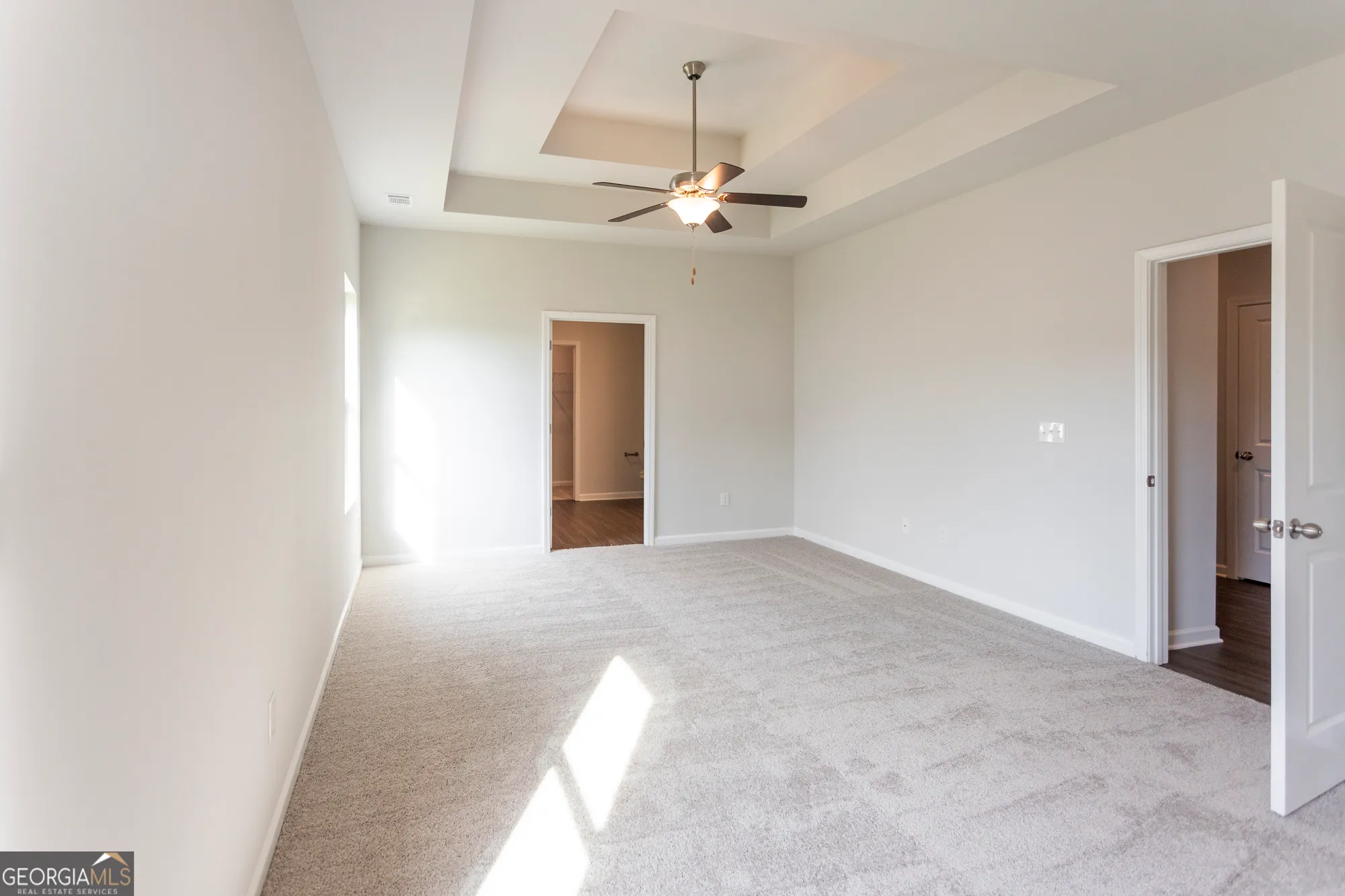 Property Slideshow image 18 of 38 | 210 park place trl, Social Circle, GA, 30025