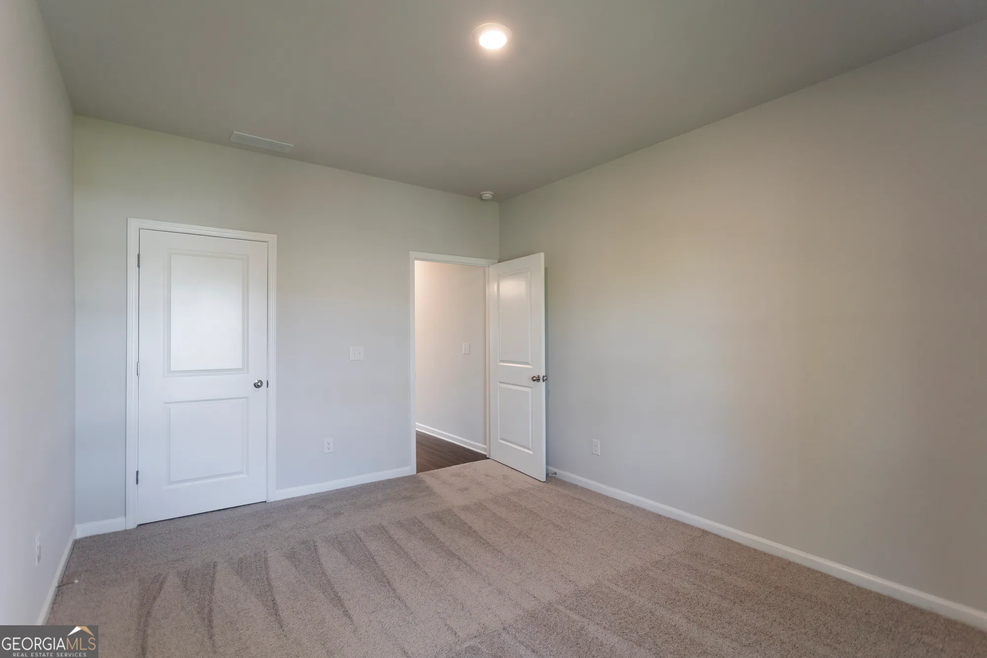 Property Slideshow image 31 of 38 | 210 park place trl, Social Circle, GA, 30025