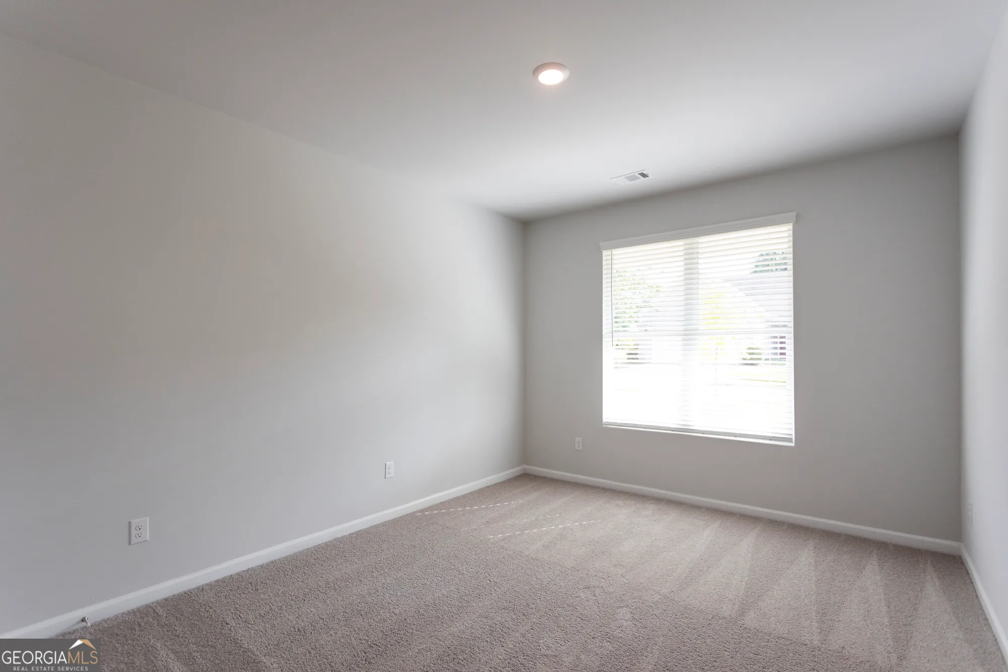 Property Slideshow image 25 of 38 | 210 park place trl, Social Circle, GA, 30025