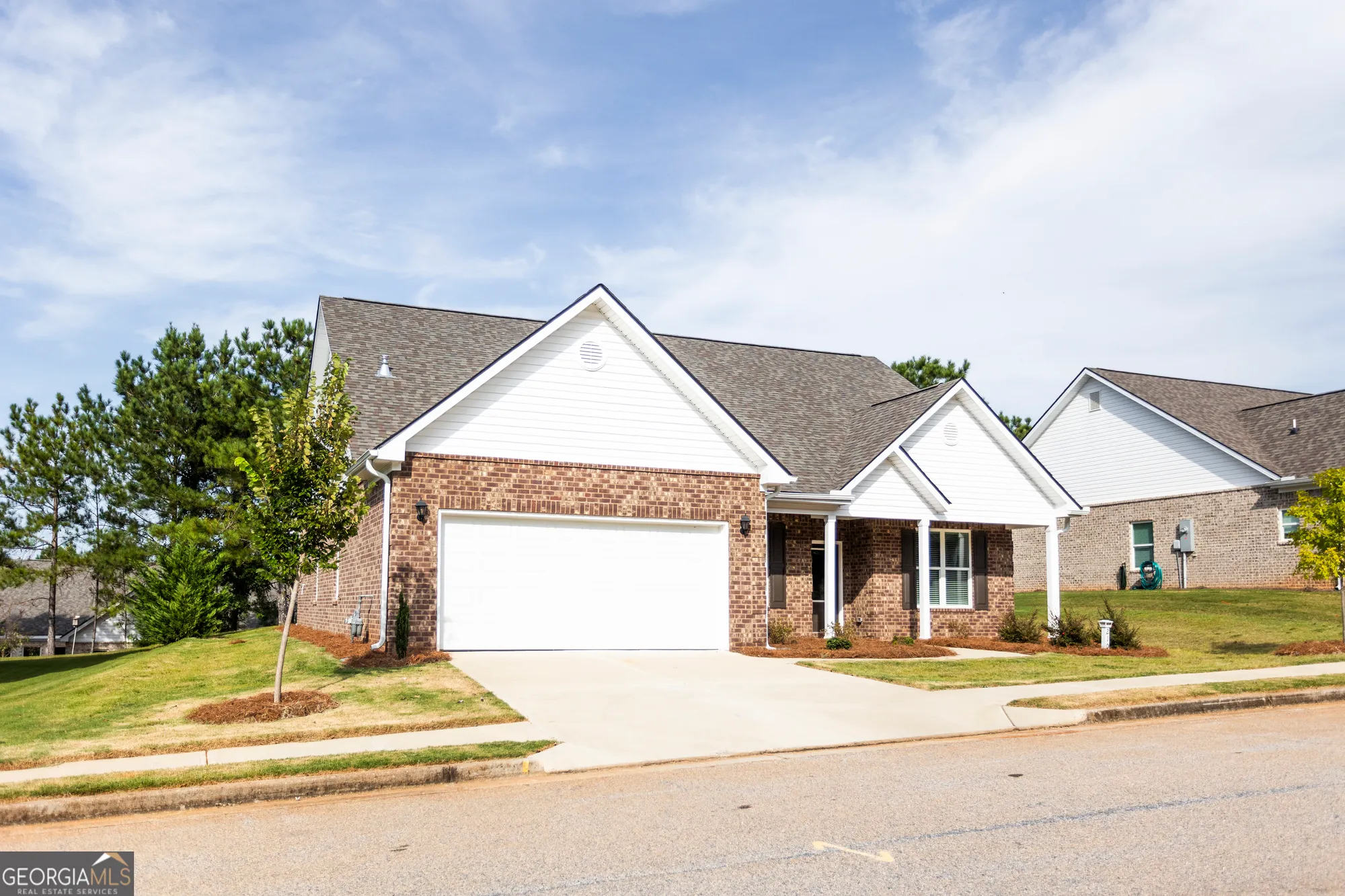 Property Slideshow image 3 of 38 | 210 park place trl, Social Circle, GA, 30025