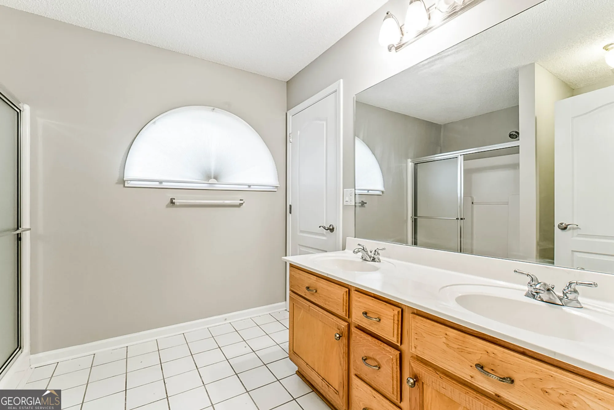 Property Slideshow image 13 of 27 | 1313 jubilee ln, Mcdonough, GA, 30253