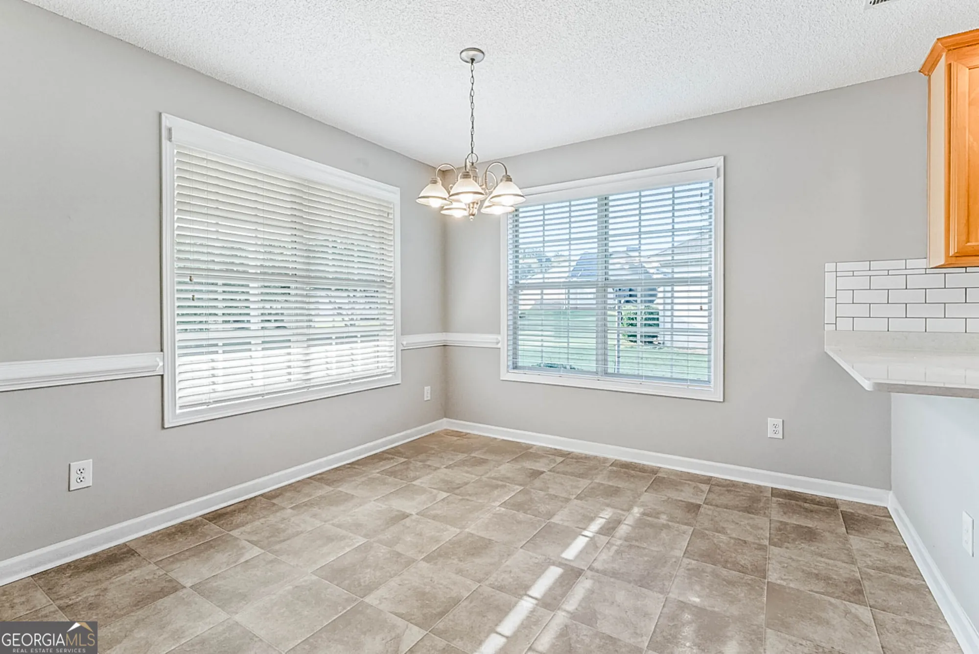 Property Slideshow image 16 of 27 | 1313 jubilee ln, Mcdonough, GA, 30253