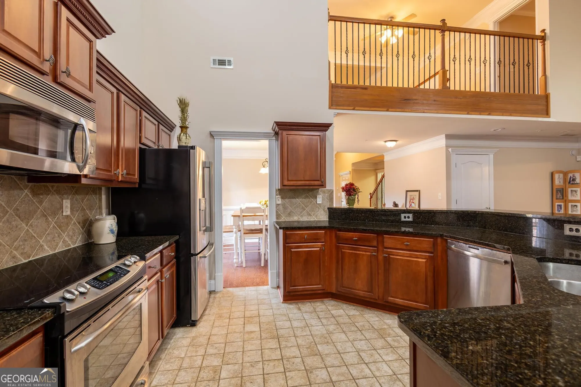 Property Slideshow image 8 of 35 | 10110 malcolm ct, Covington, GA, 30014