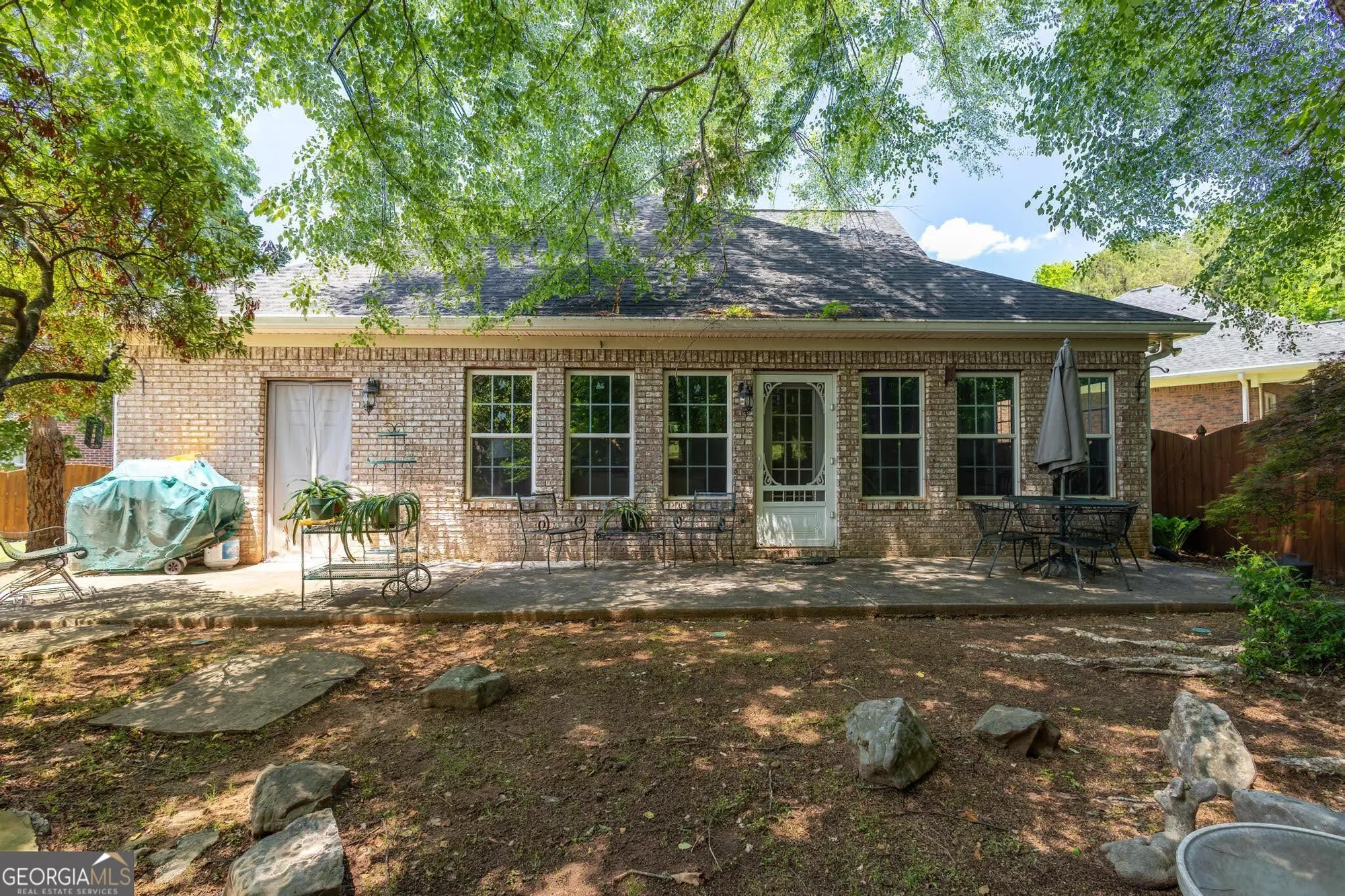 Property Slideshow image 5 of 35 | 10110 malcolm ct, Covington, GA, 30014